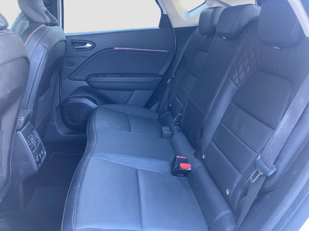RENAULT Captur 1.3 TCe 140 Initiale EDC-image-11