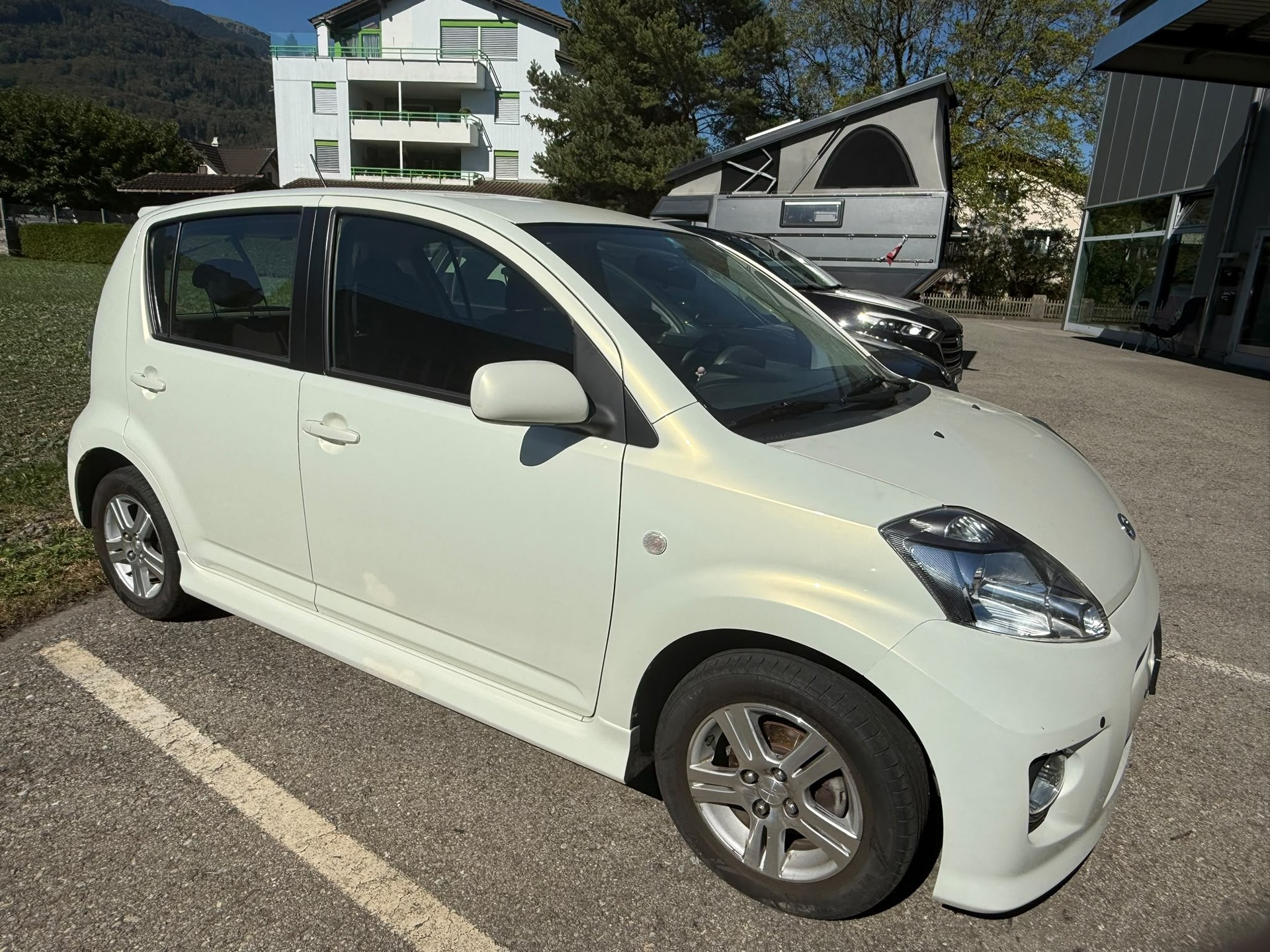 DAIHATSU Sirion 1.3 eco-4WD-image-1