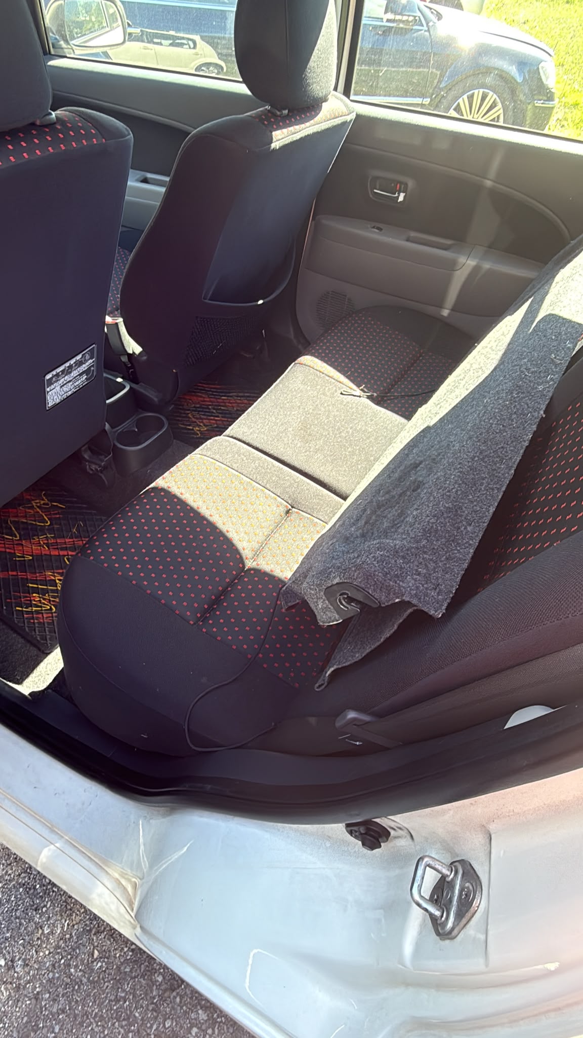 DAIHATSU Sirion 1.3 eco-4WD-image-3