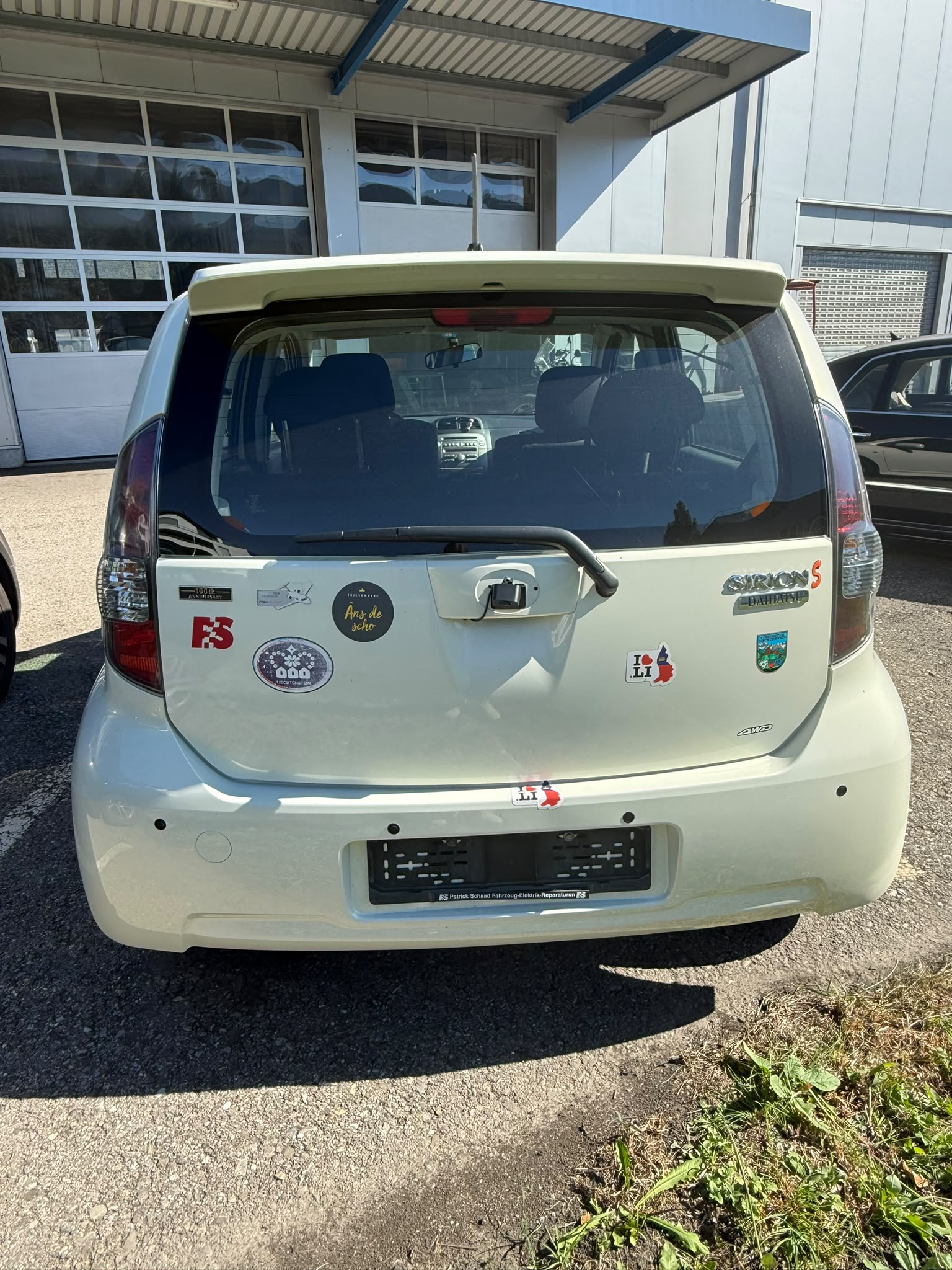 DAIHATSU Sirion 1.3 eco-4WD-image-2