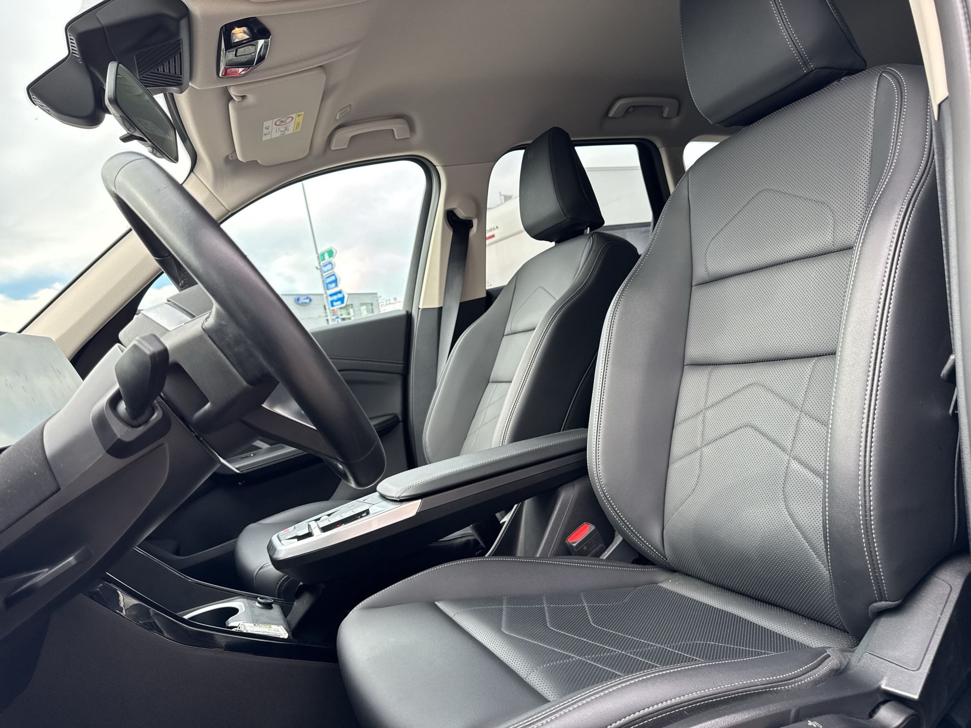 BMW X1 xDrive 23d 48V xLine-image-9