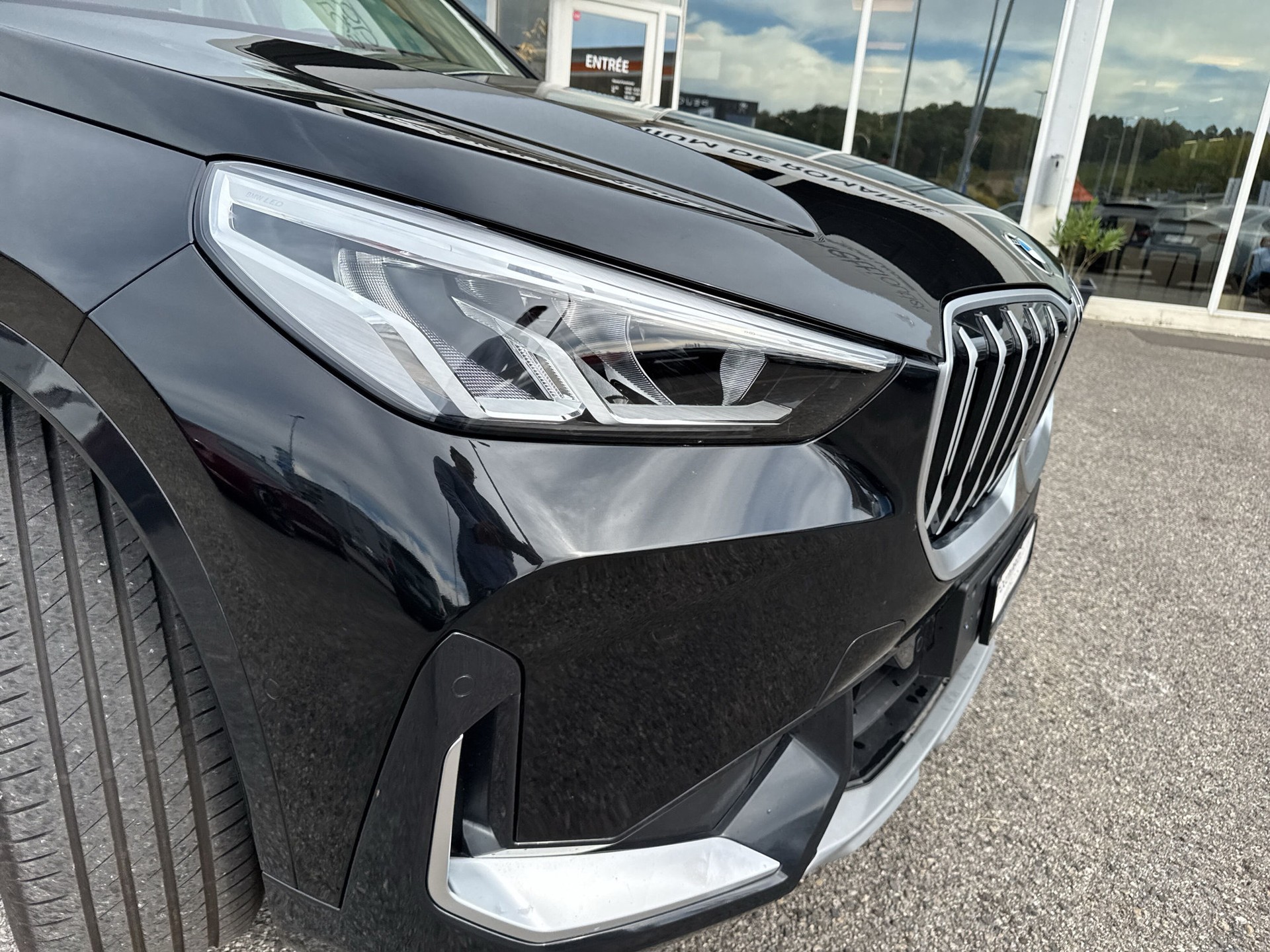 BMW X1 xDrive 23d 48V xLine-image-17