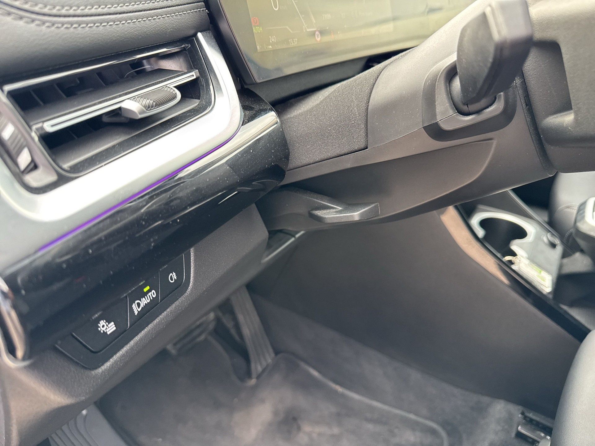 BMW X1 xDrive 23d 48V xLine-image-18