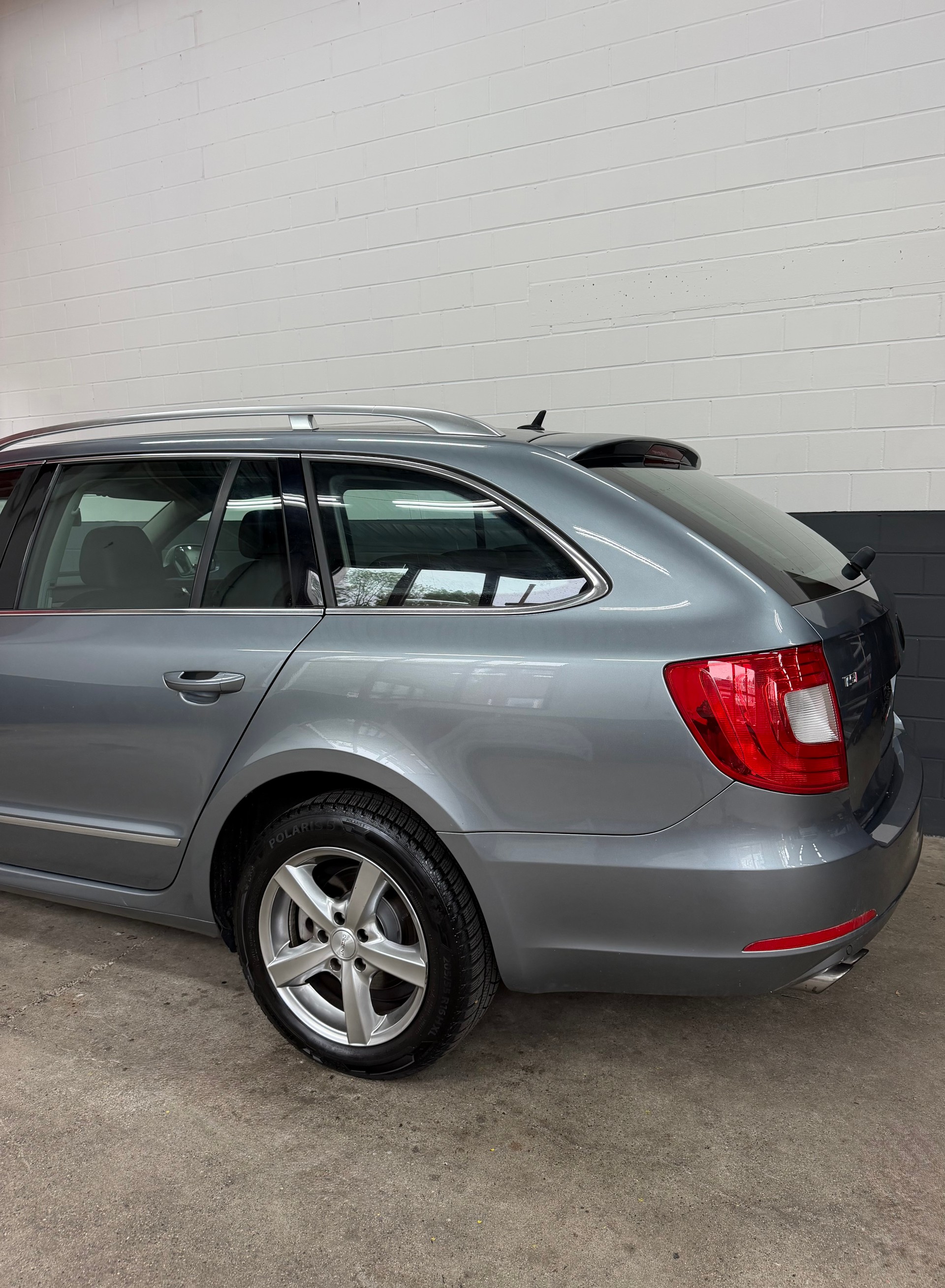 SKODA Superb Combi 1.8 TSI Elegance DSG //NEU AB MFK!-image-7