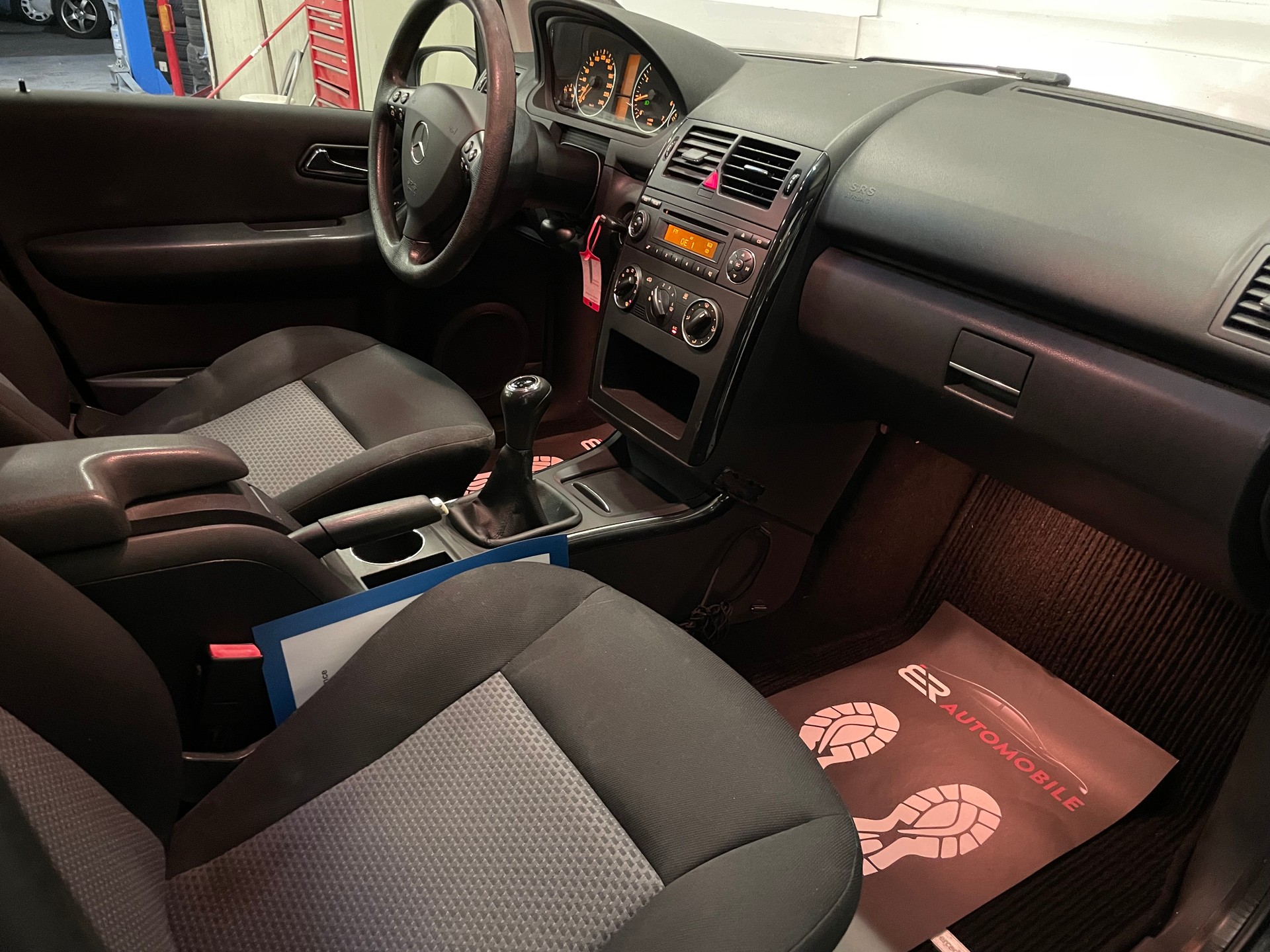 MERCEDES-BENZ A 150 Elégance-image-11