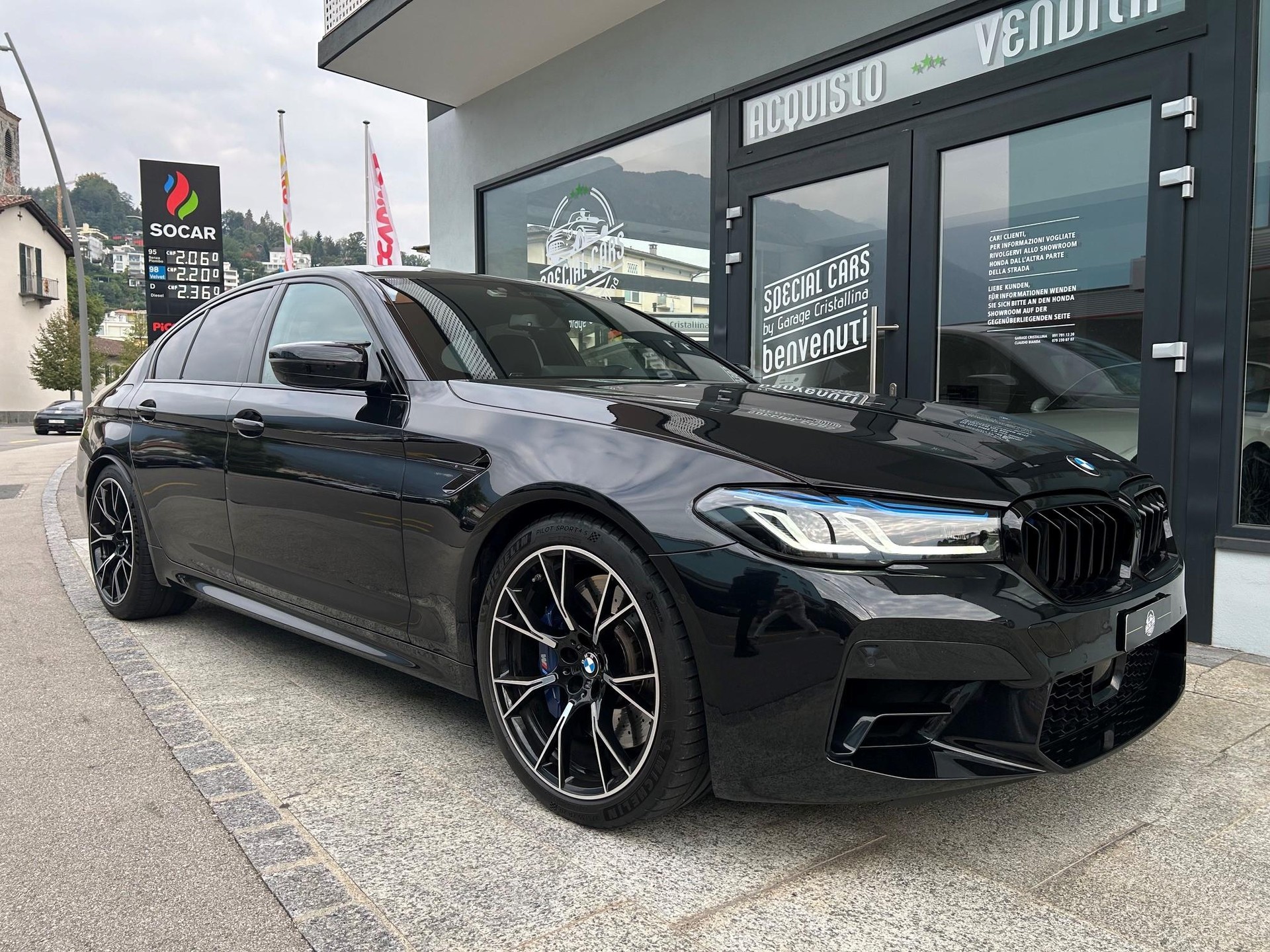 BMW 5er Reihe F90 M5 Competition xDrive-image-10