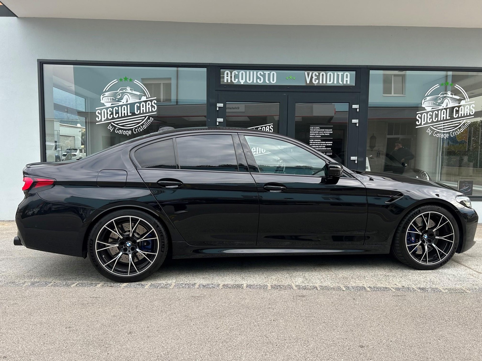 BMW 5er Reihe F90 M5 Competition xDrive-image-9
