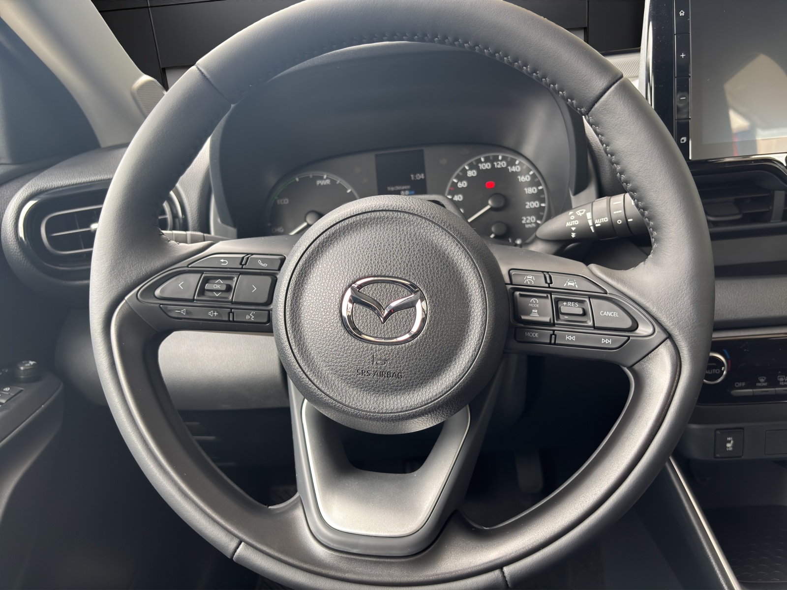 MAZDA 2 Hybrid Exclusive-Line-image-12