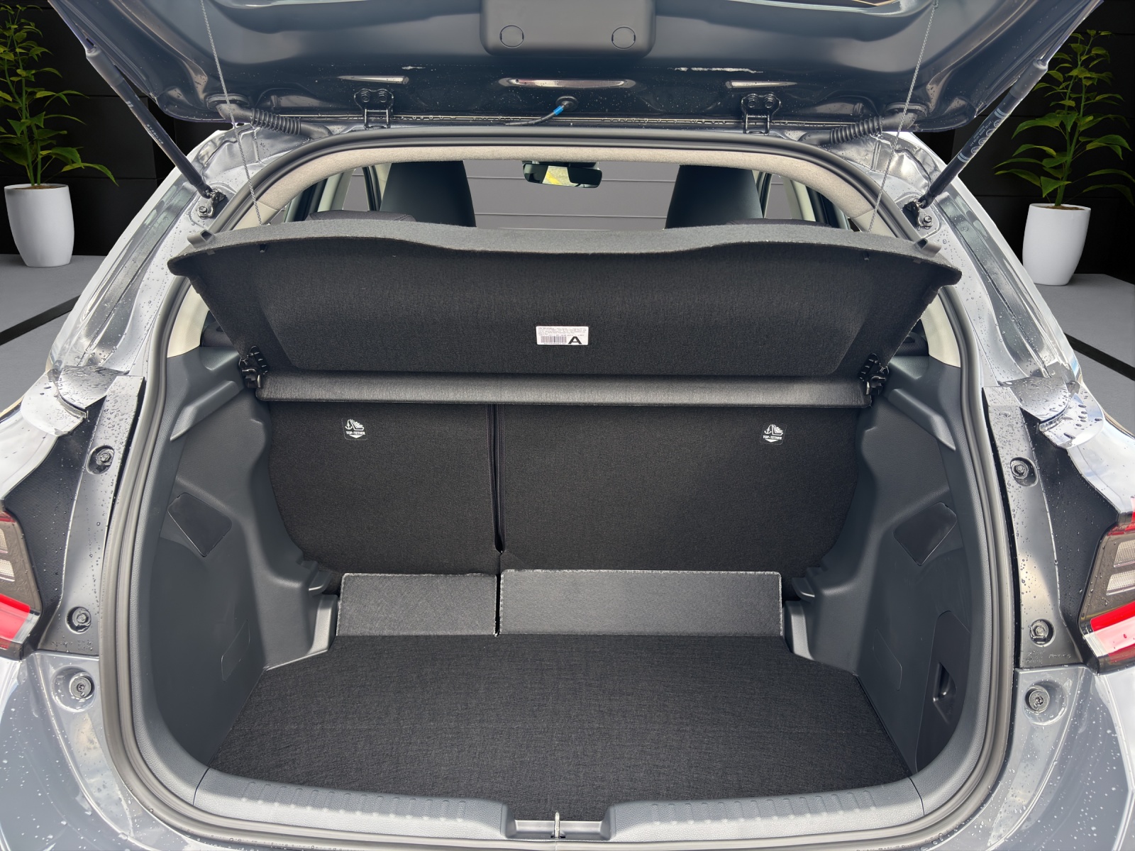 MAZDA 2 Hybrid Exclusive-Line-image-6
