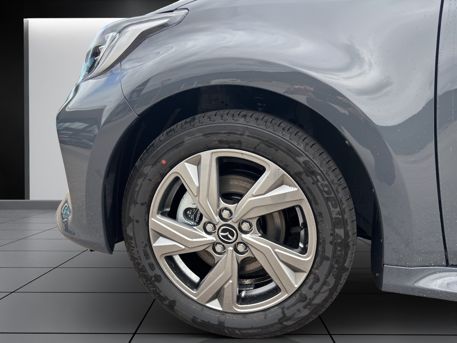 MAZDA 2 Hybrid Exclusive-Line-image-5
