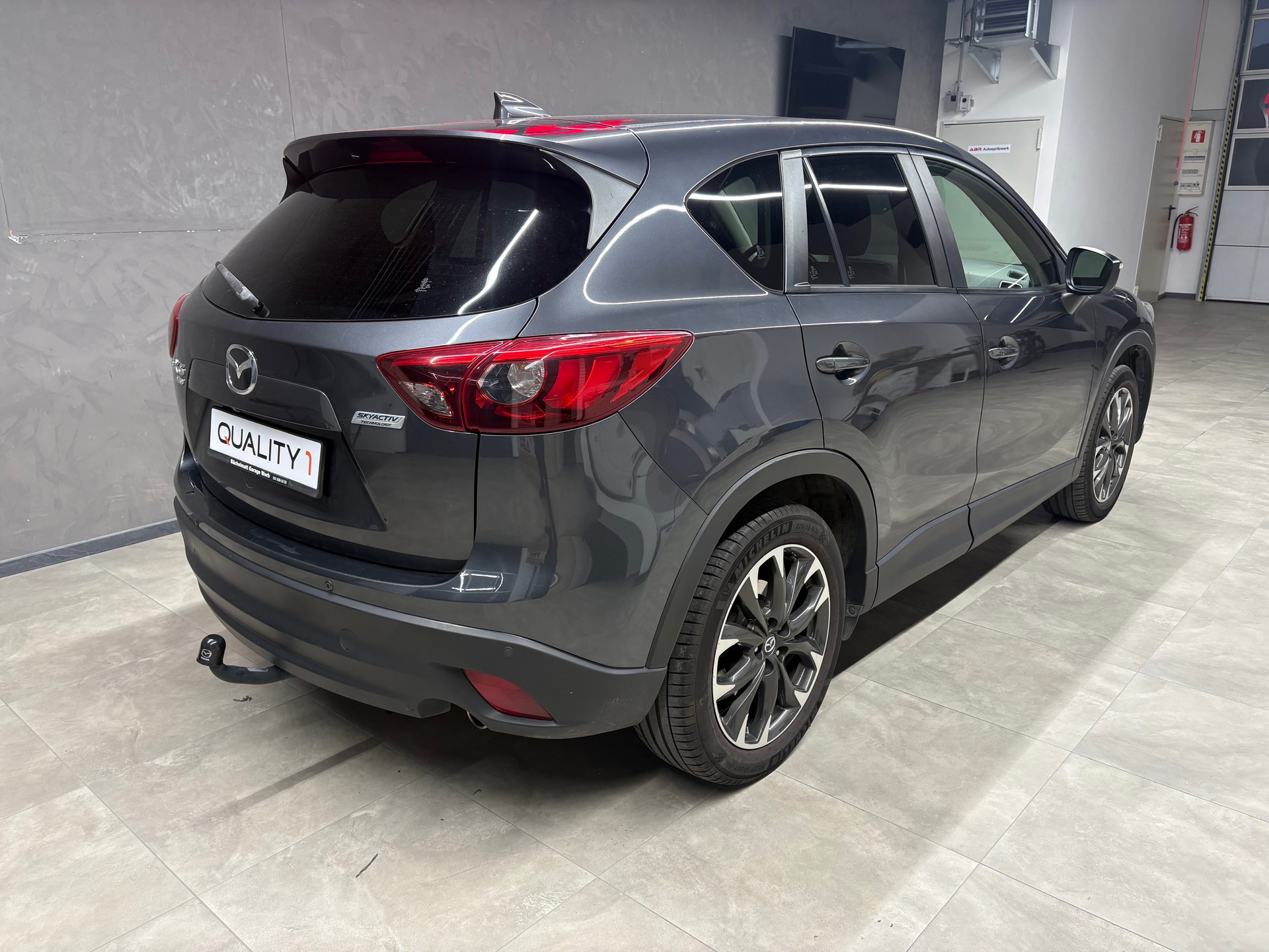MAZDA CX-5 2.2 D HP Revolution AWD Automatic-image-5