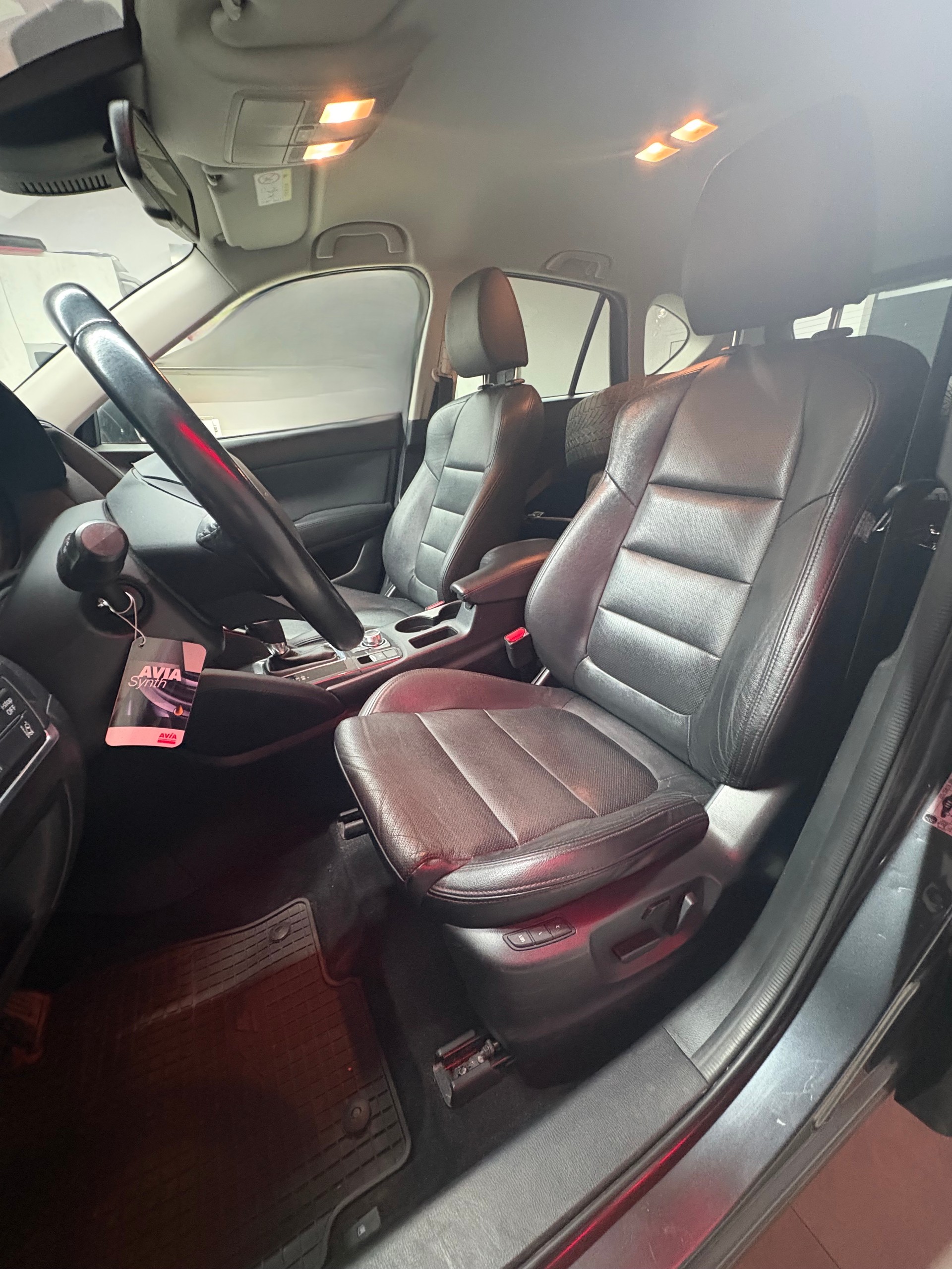 MAZDA CX-5 2.2 D HP Revolution AWD Automatic-image-6