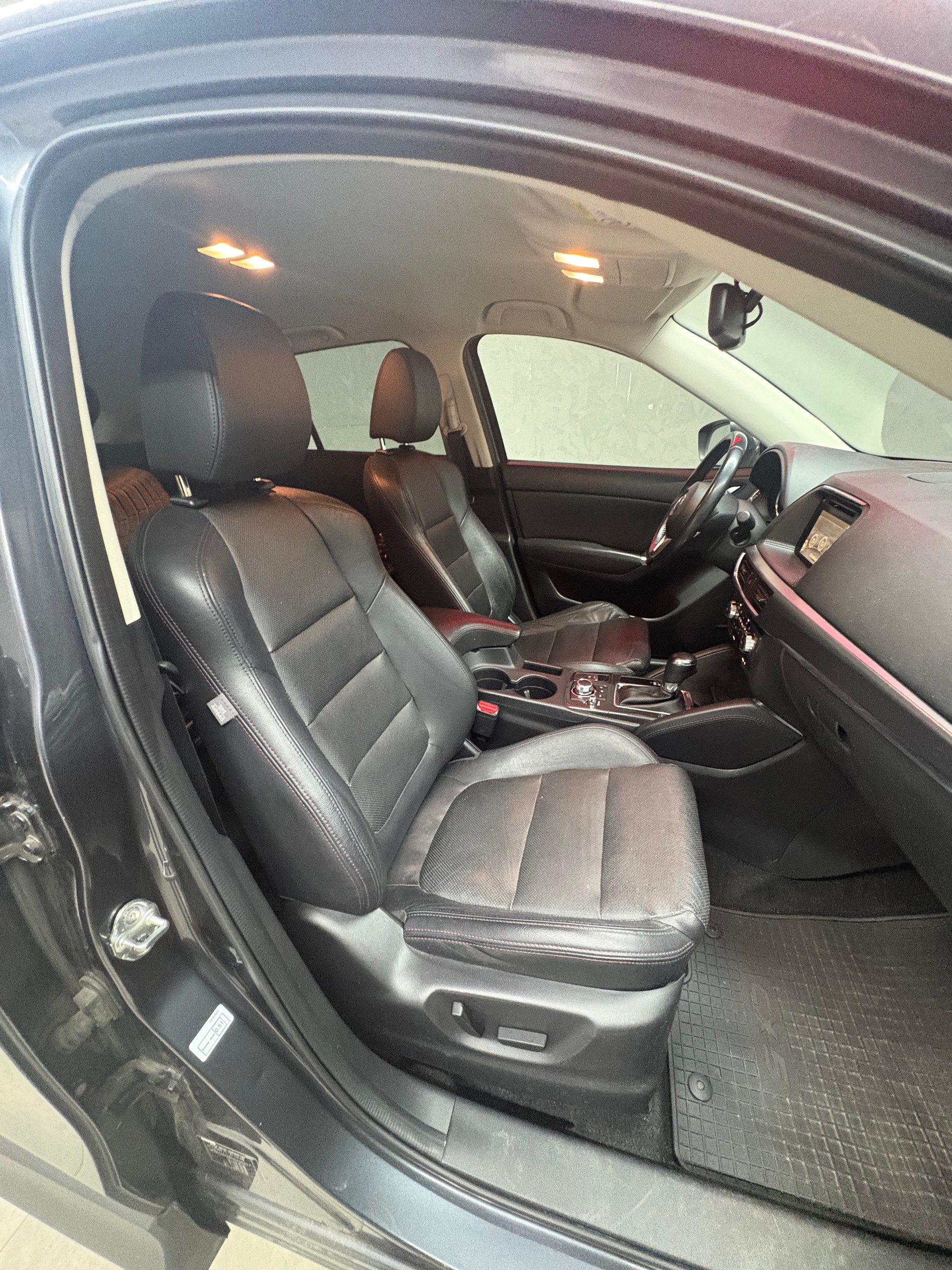 MAZDA CX-5 2.2 D HP Revolution AWD Automatic-image-8