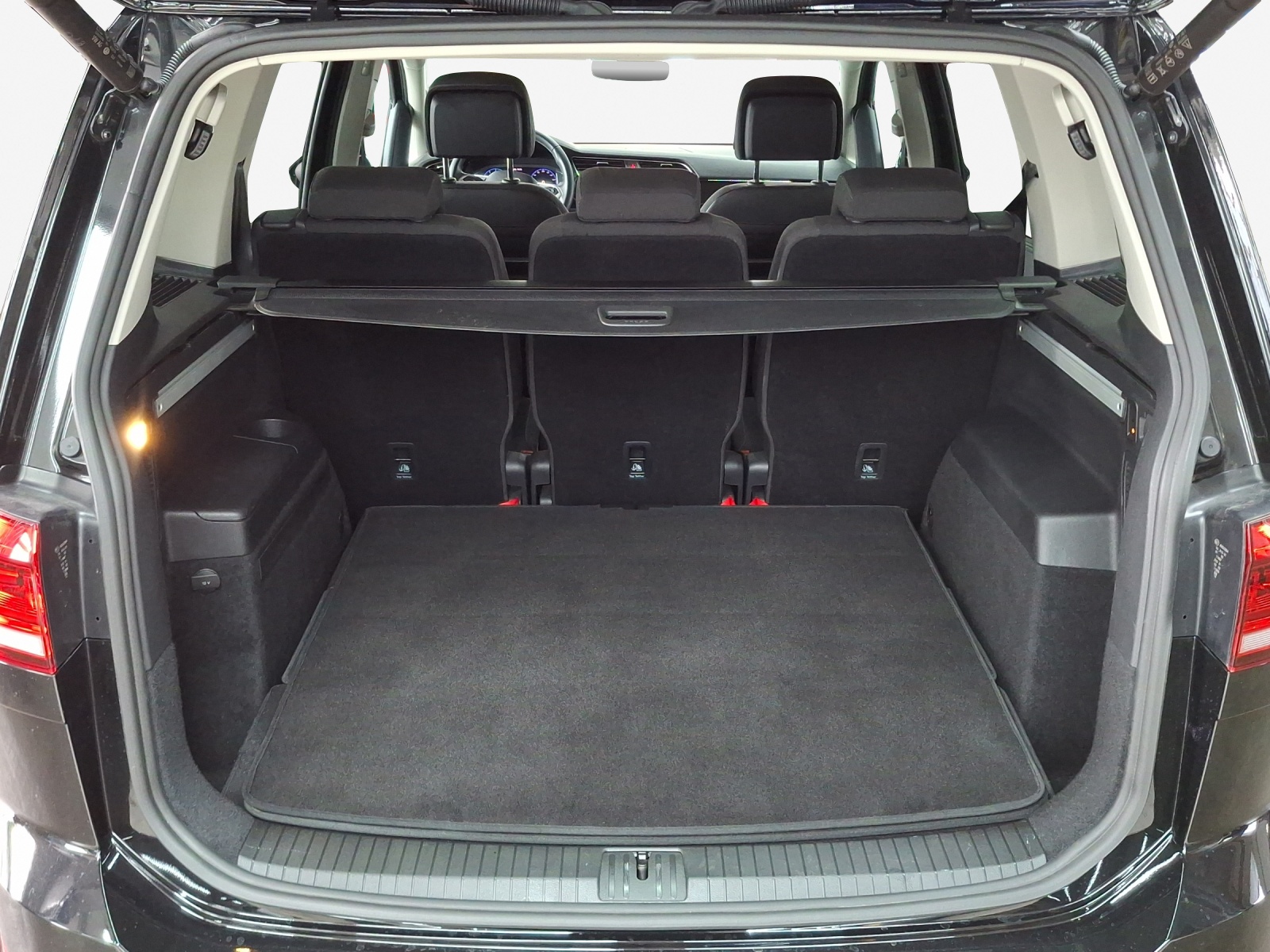 VW Touran 1.5 TSI EVO Comfortline DSG-image-12