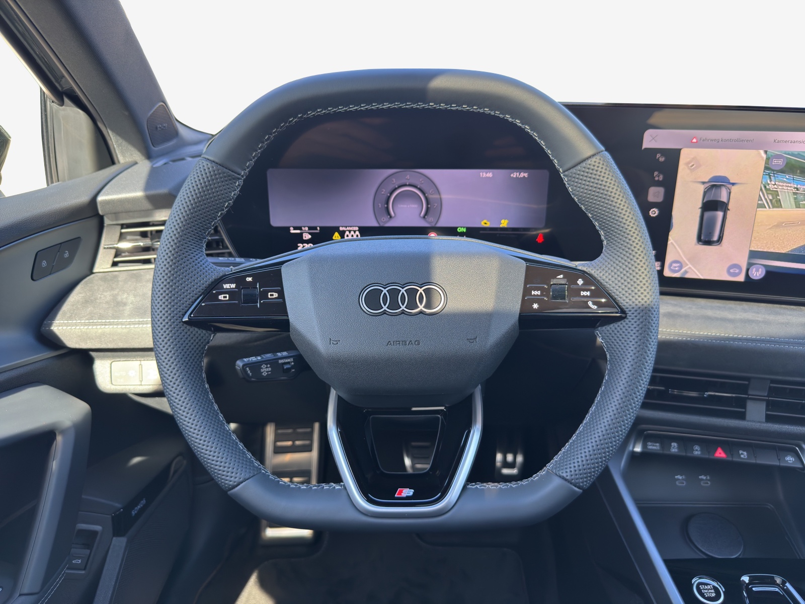 AUDI A3 Sportback TFSI 110 kW S line Attraction S tronic-image-12