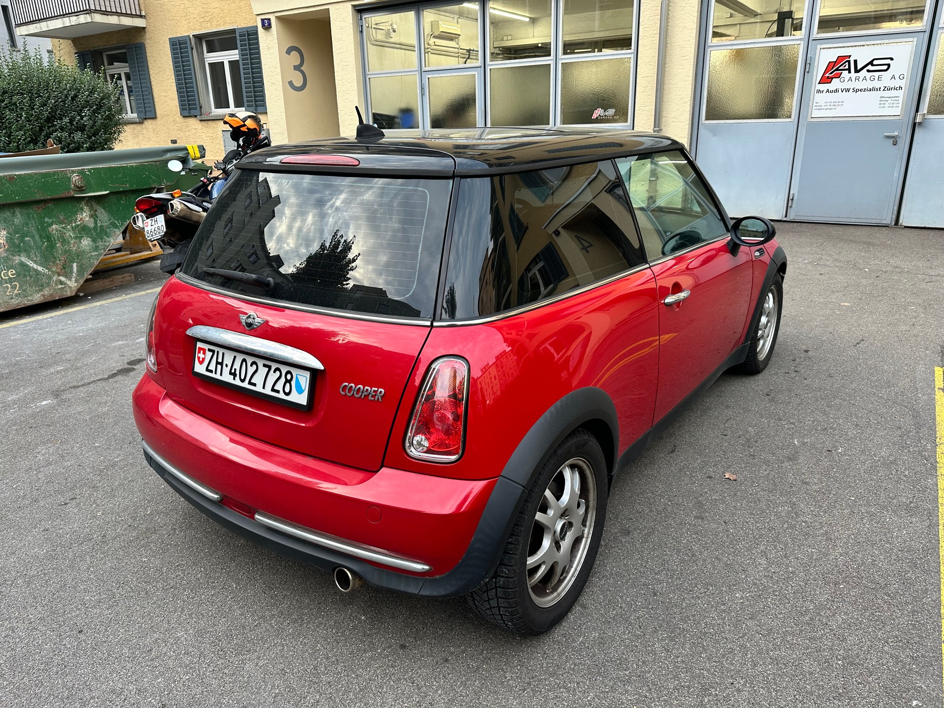 MINI Cooper Cabriolet-image-5