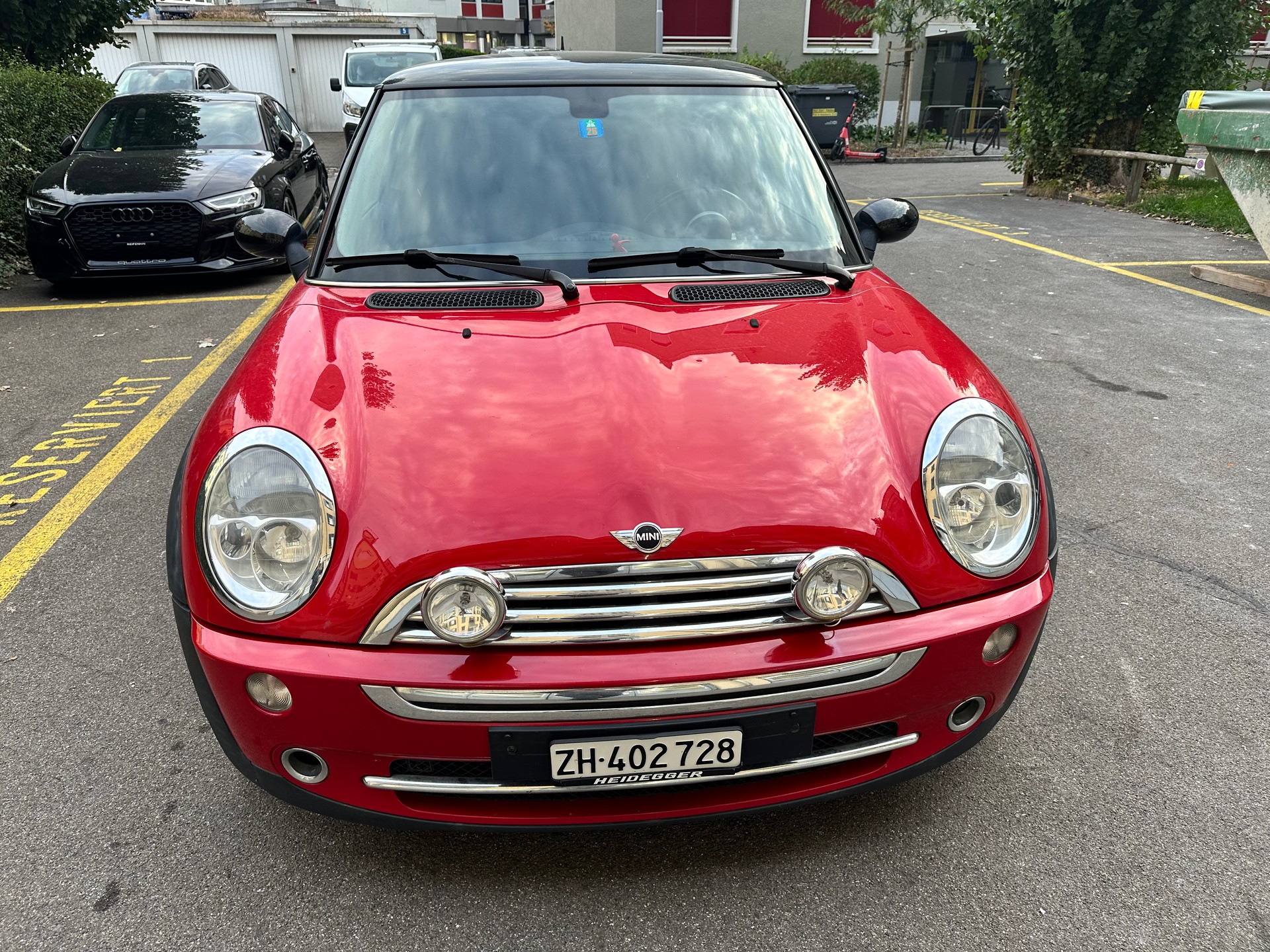 MINI Cooper Cabriolet-image-9