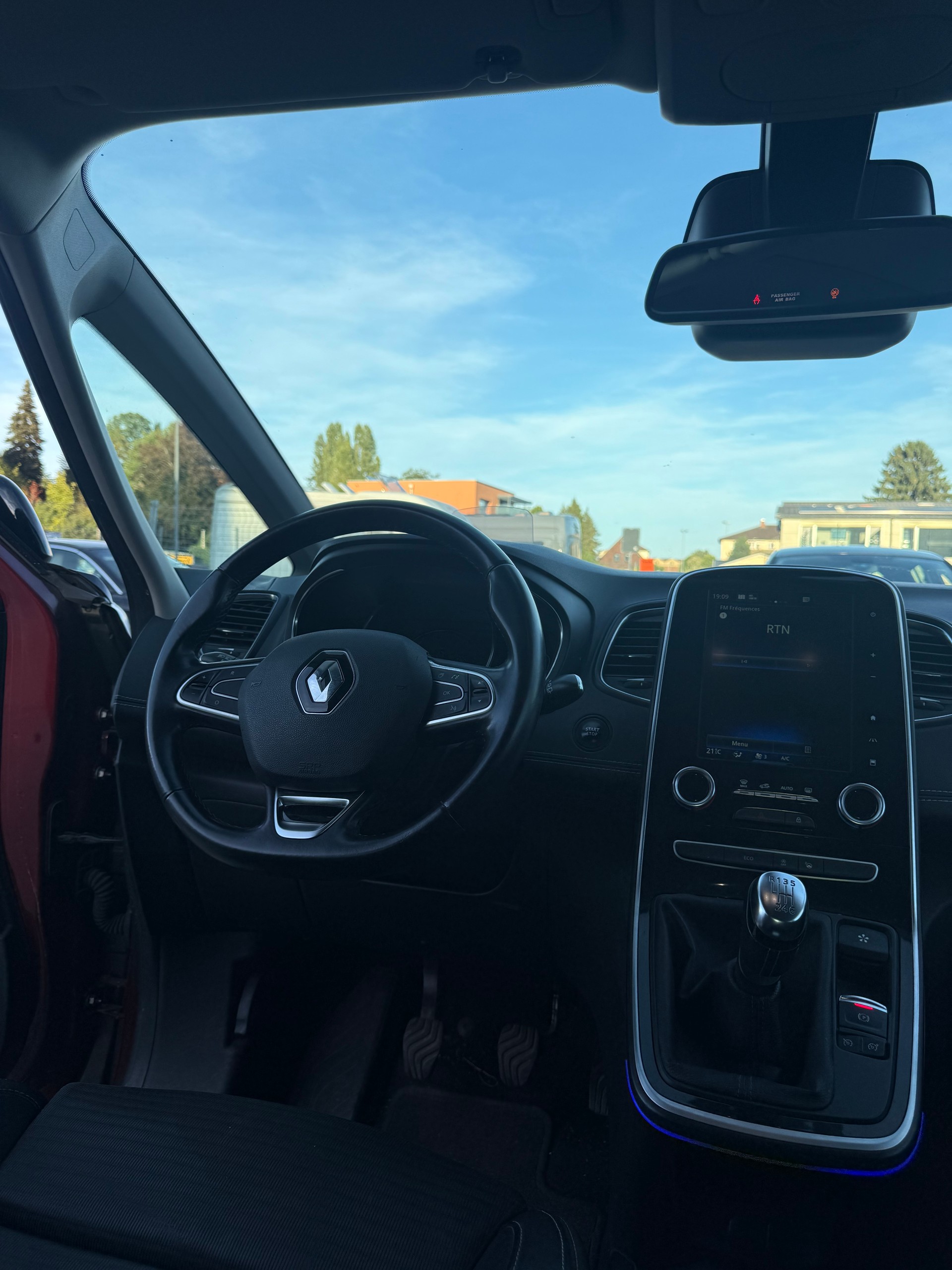 RENAULT SCENIC 1.2 Bose-image-13