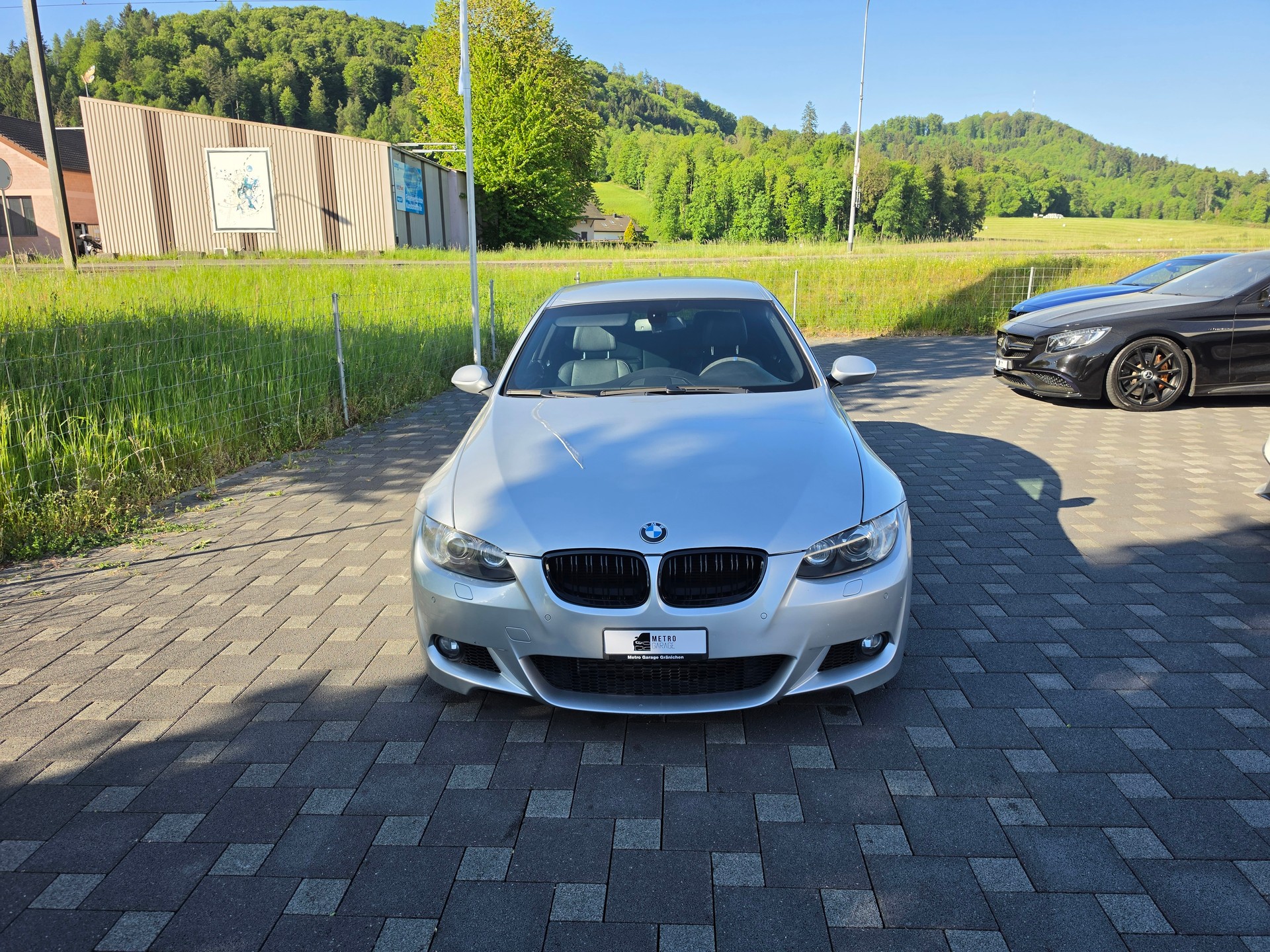 BMW 335i Coupé-image-7
