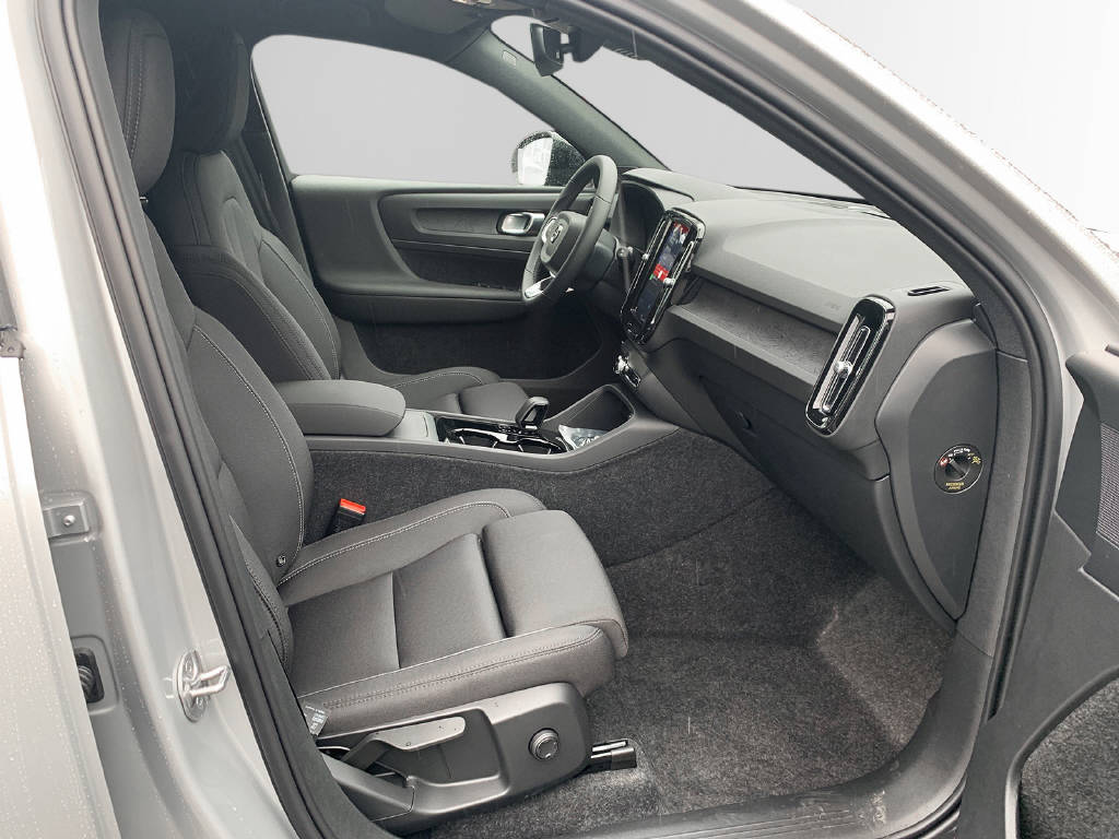 VOLVO XC40 E60 Core-image-4