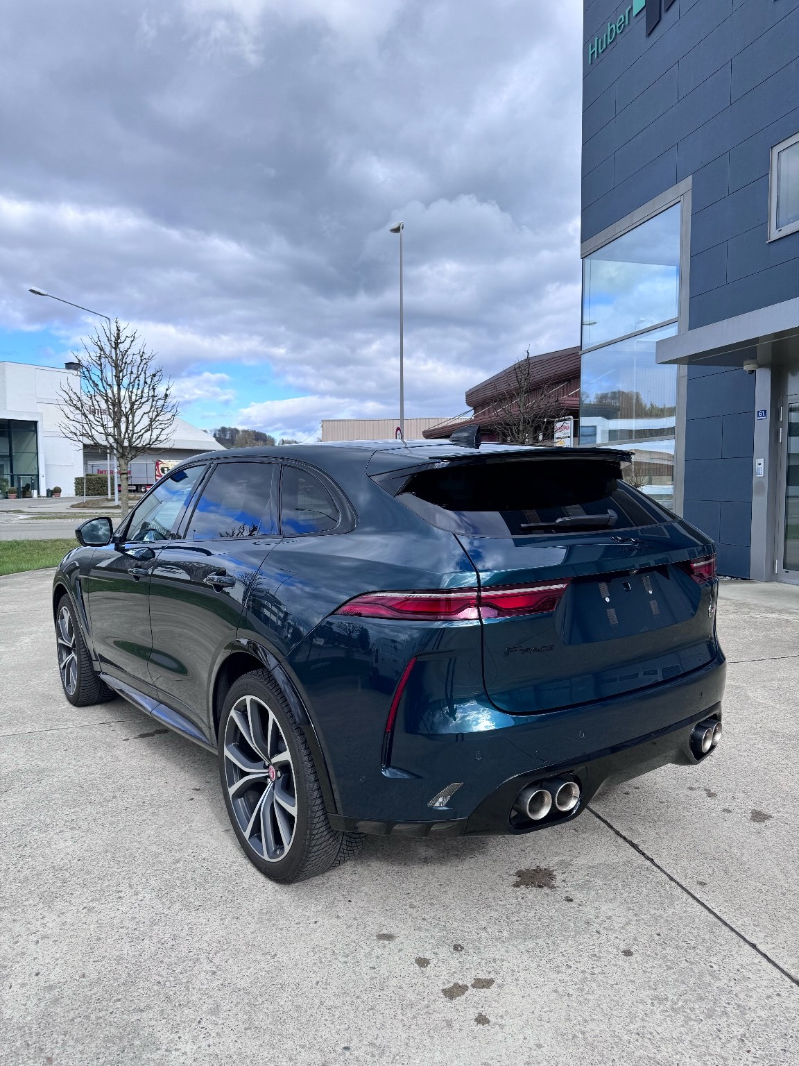 JAGUAR F-Pace 5.0 V8 SVR P550 AWD-image-6