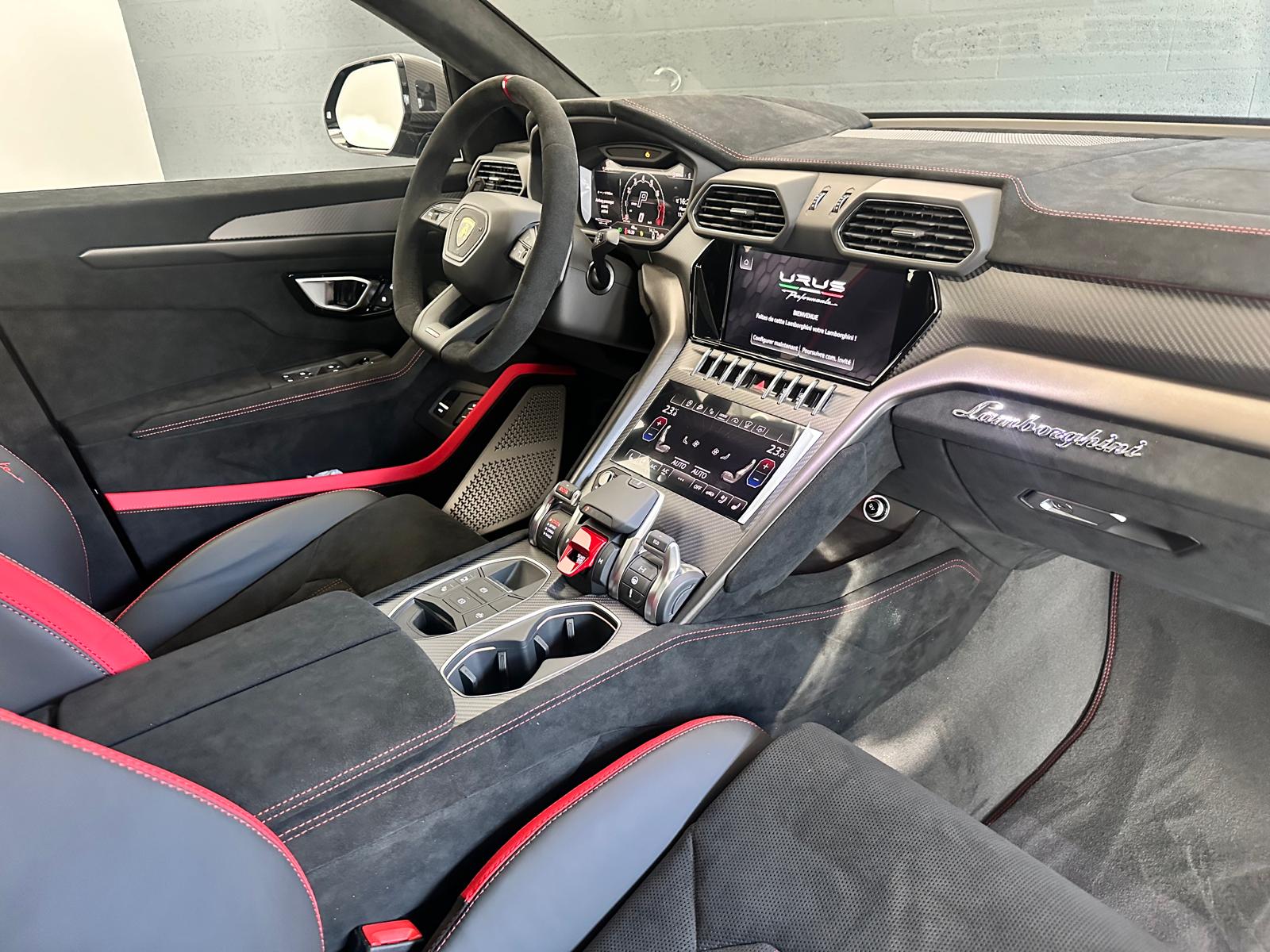 LAMBORGHINI URUS Performante-image-5