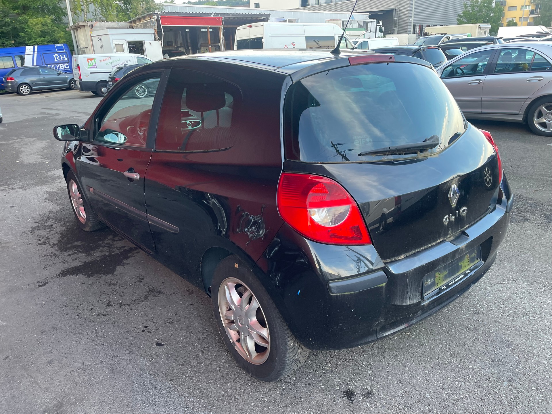 RENAULT Clio 1.6 16V Privilège-image-2