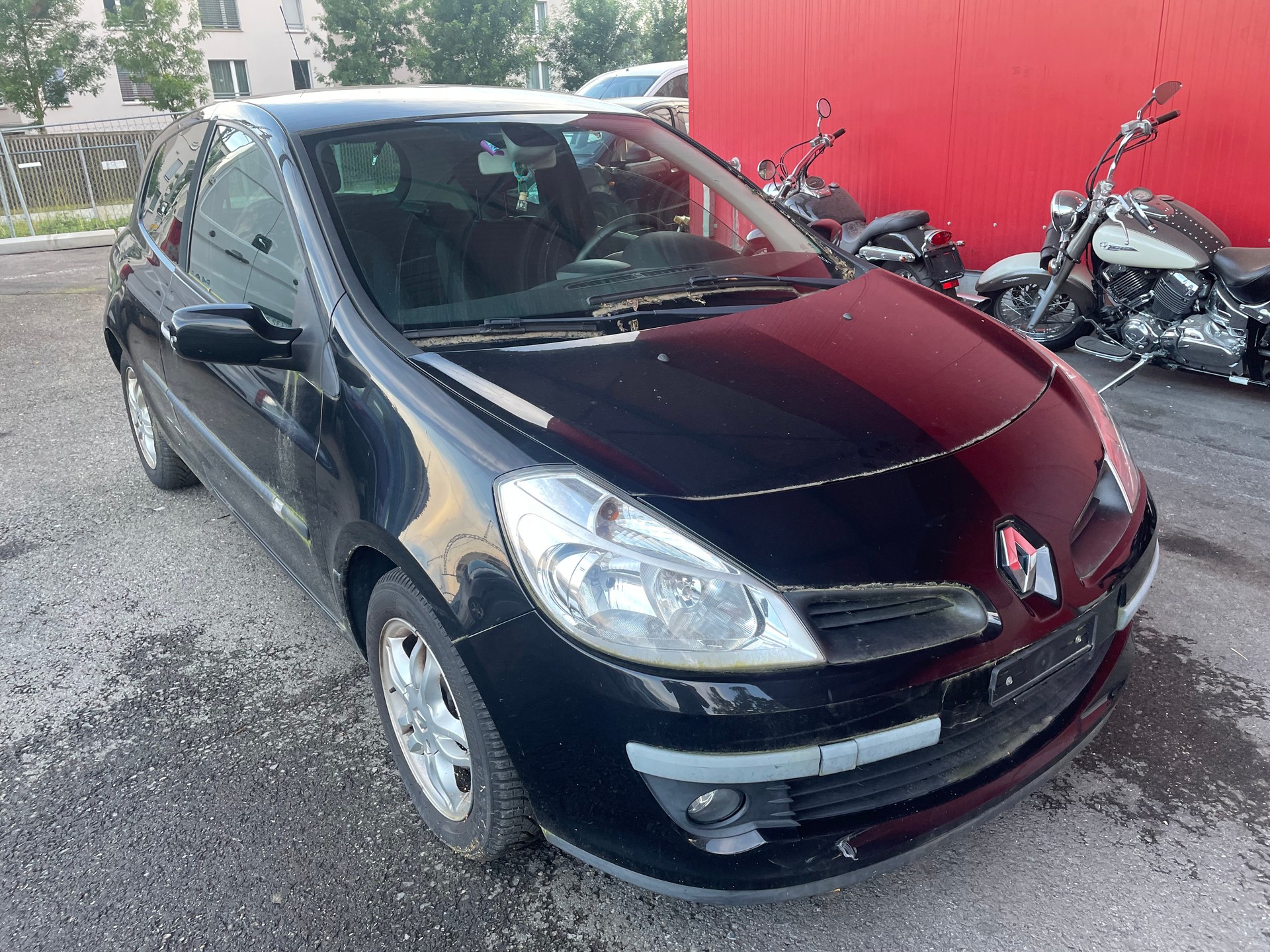 RENAULT Clio 1.6 16V Privilège-image-0