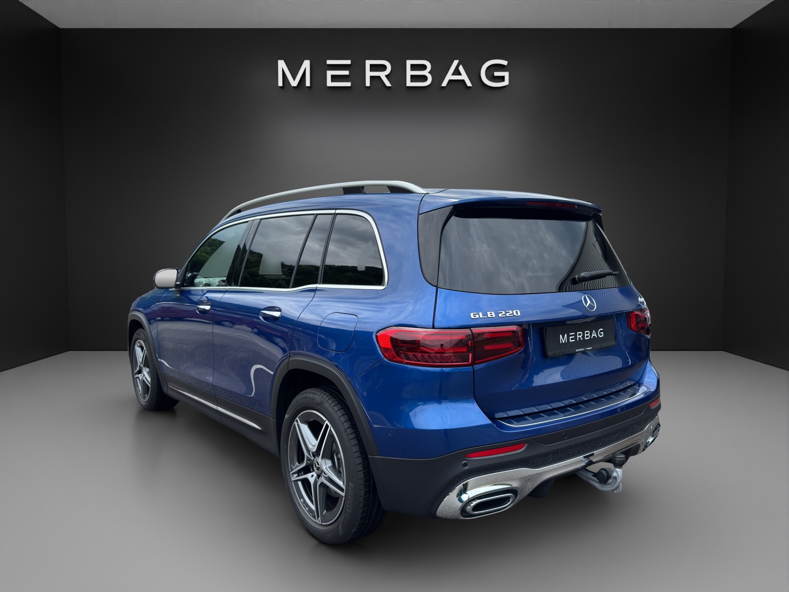 MERCEDES-BENZ GLB 220 4Matic 8G-Tronic-image-2