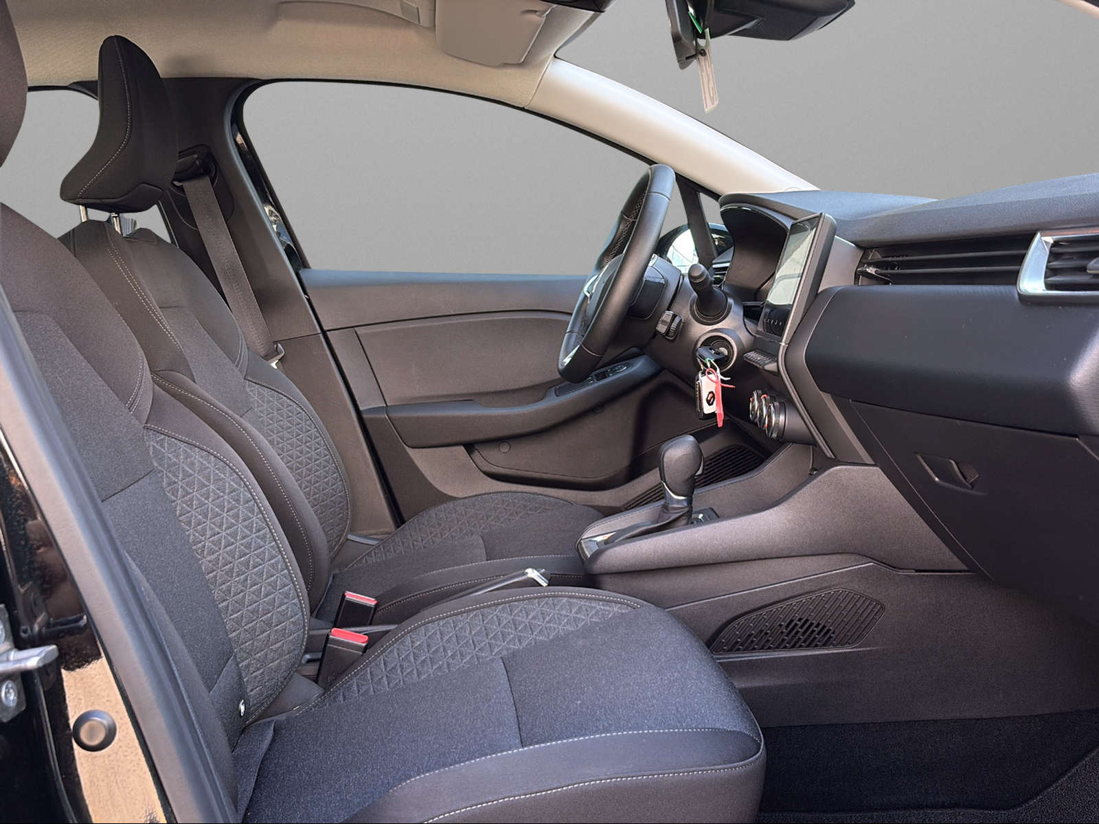 RENAULT Clio 1.0 Equilibre CVT-image-9