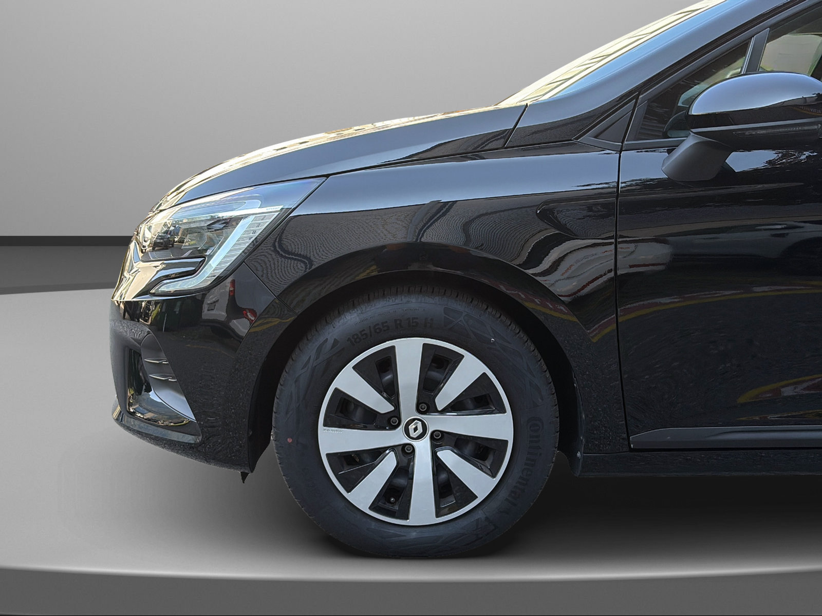 RENAULT Clio 1.0 Equilibre CVT-image-14