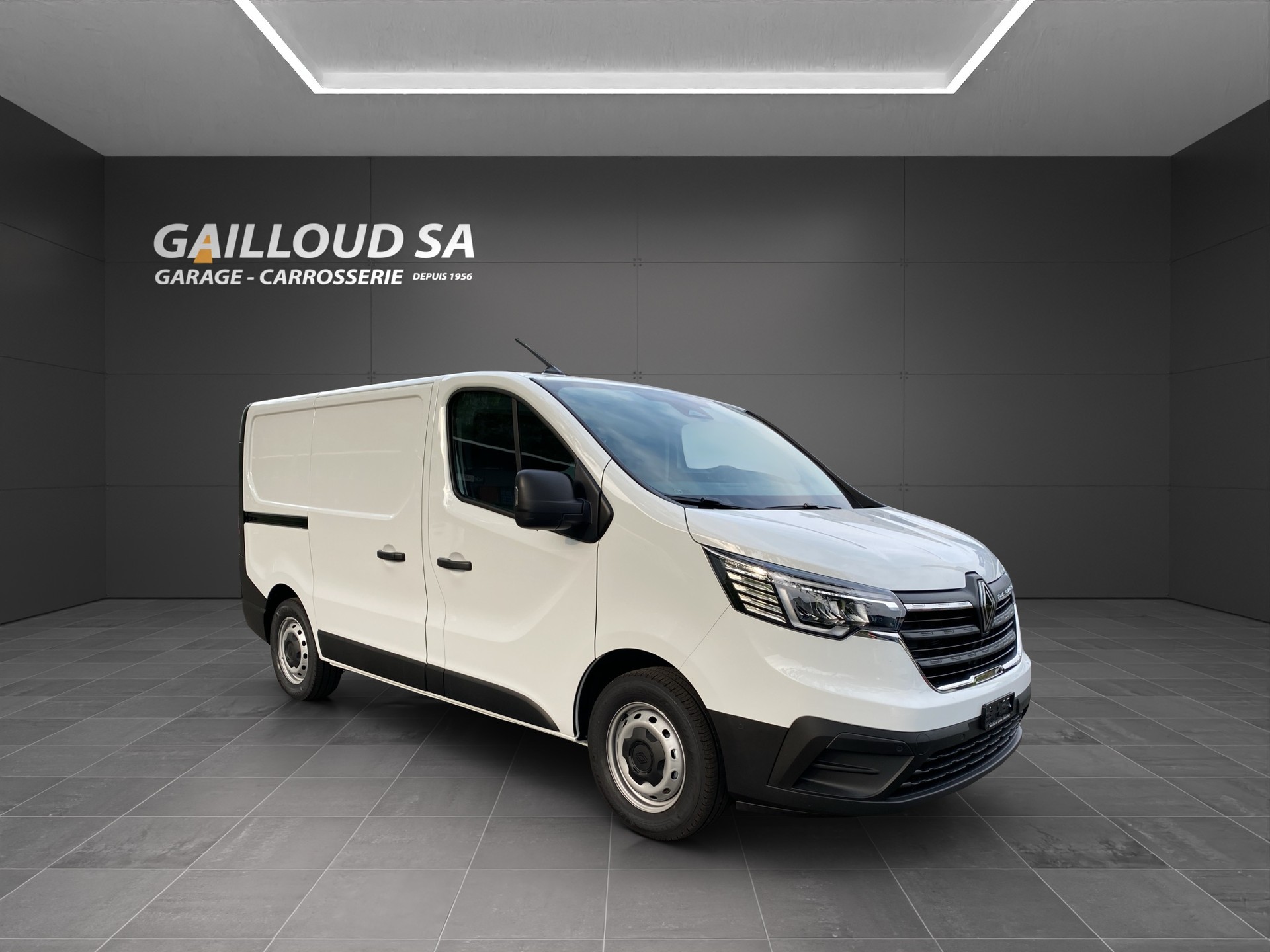 RENAULT Trafic 2.0 Blue dCi110 Advance L1H1-showroom-element-1