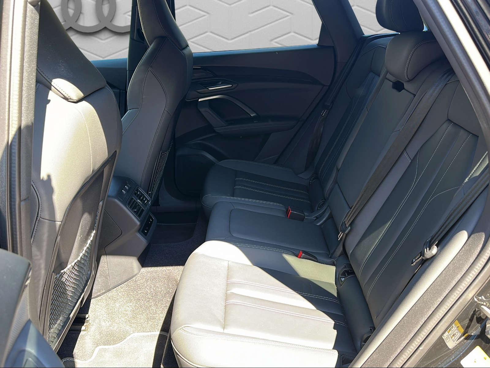 AUDI Q5 TDI quattro 150 kW S-tronic-image-8