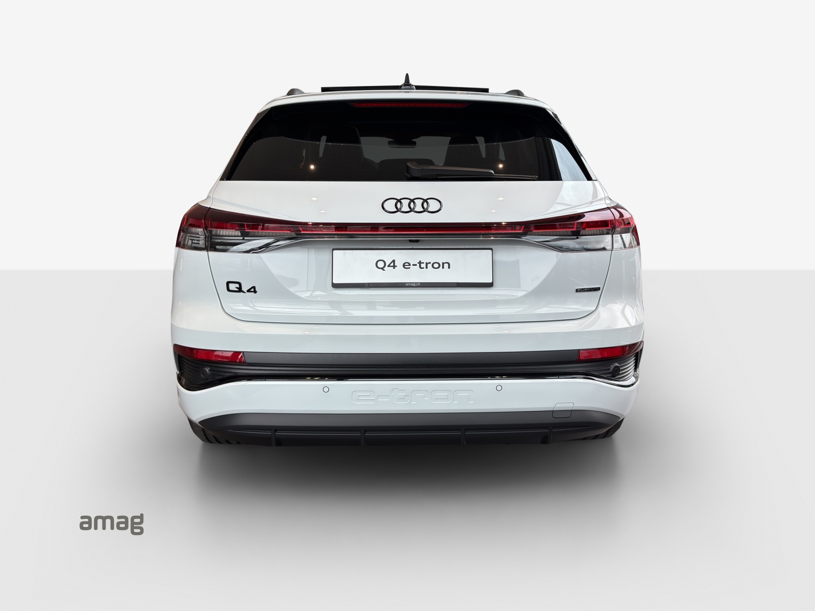 AUDI Q4 e-tron 45 Edition Swiss Ski quattro-image-3