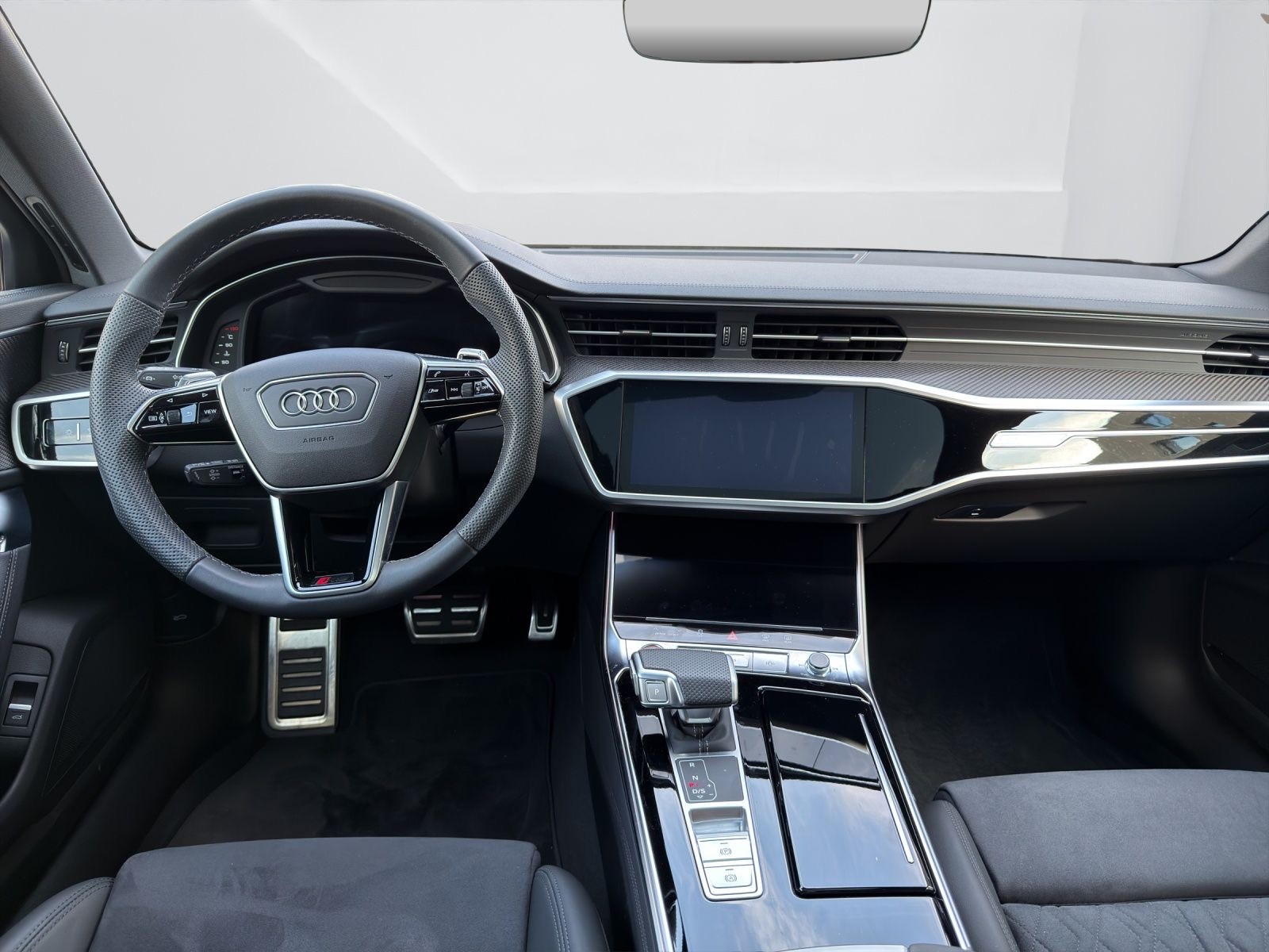AUDI RS6 Avant 4.0 TFSI V8 Performance quattro-image-11