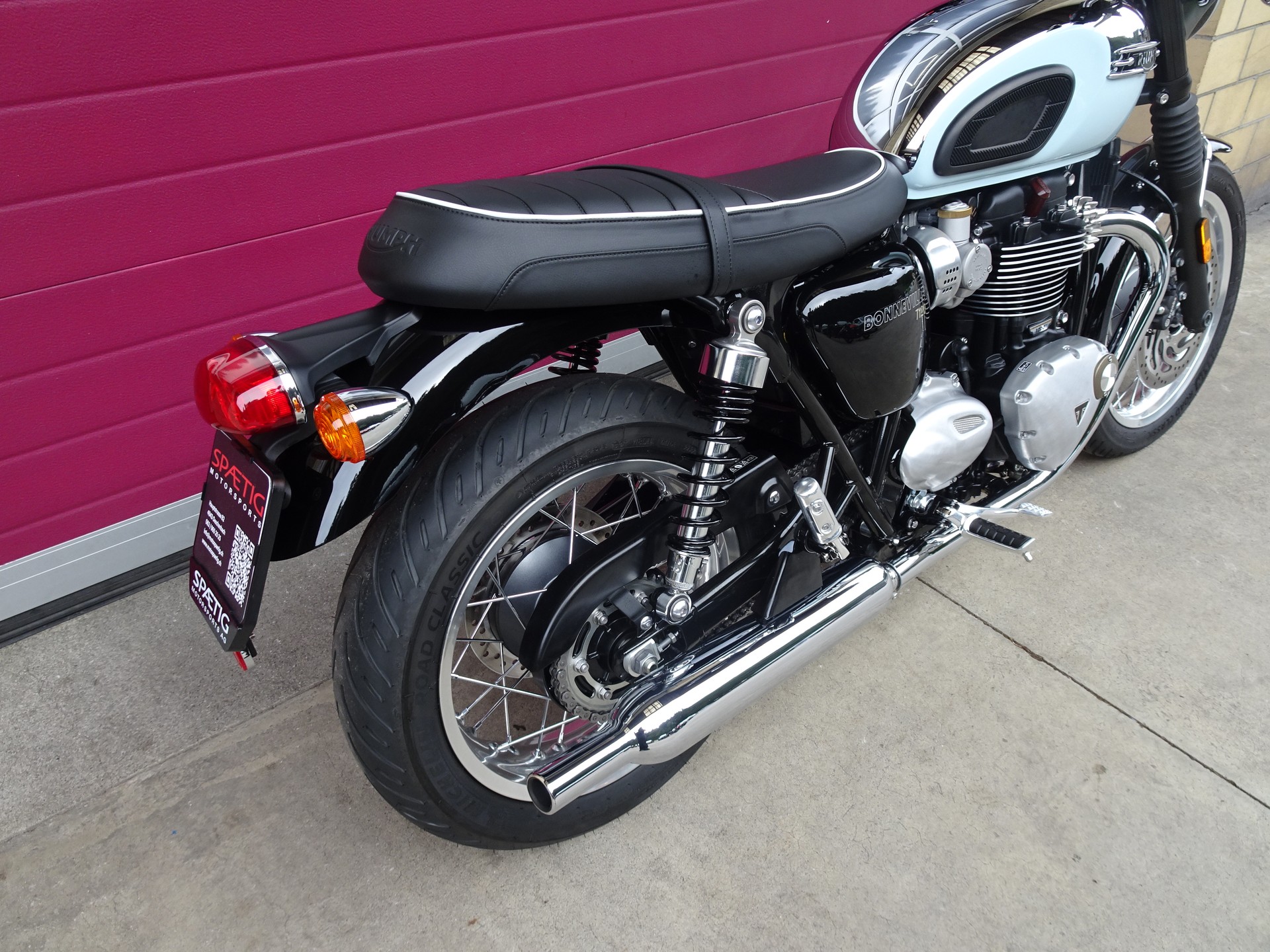 TRIUMPH Bonneville T120-image-7