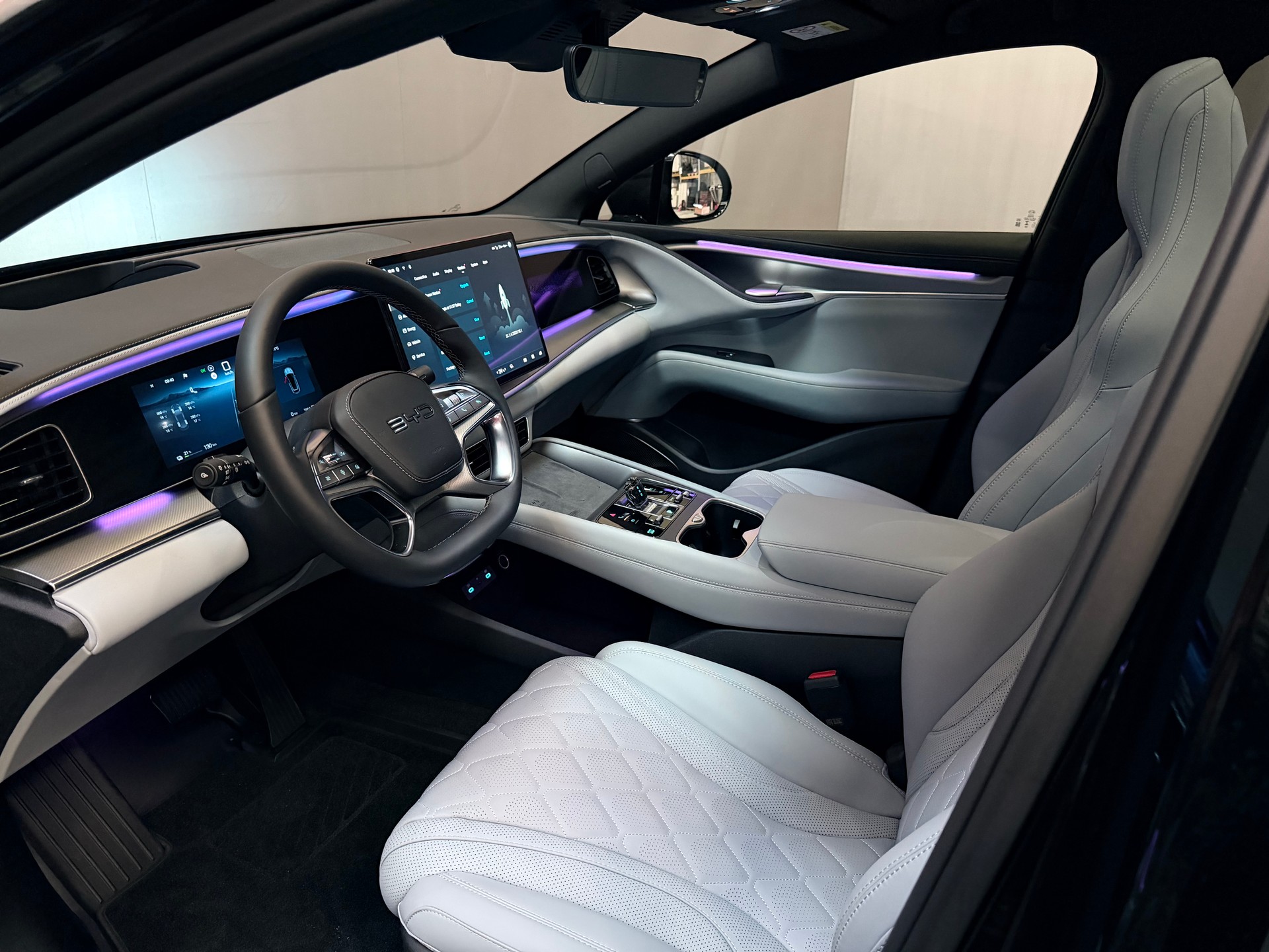 BYD Sealion 7 91,3 kWh Excellence AWD-image-12