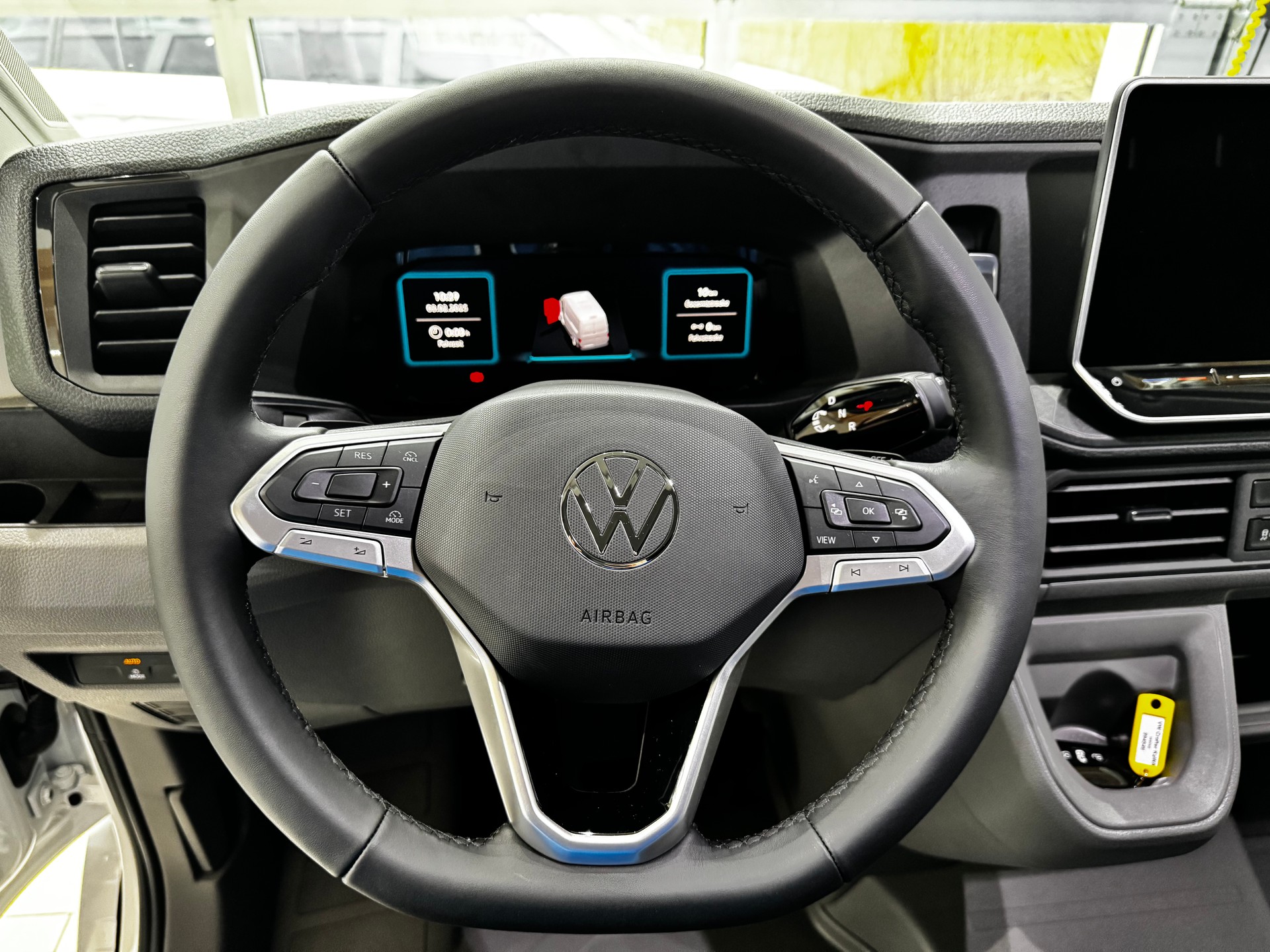 VW Crafter 35 Kaw. 3640 2.0 BI-TDI 177 4Motion-image-6
