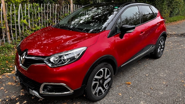 RENAULT Captur 1.2 T 16V Outdoor-image-0
