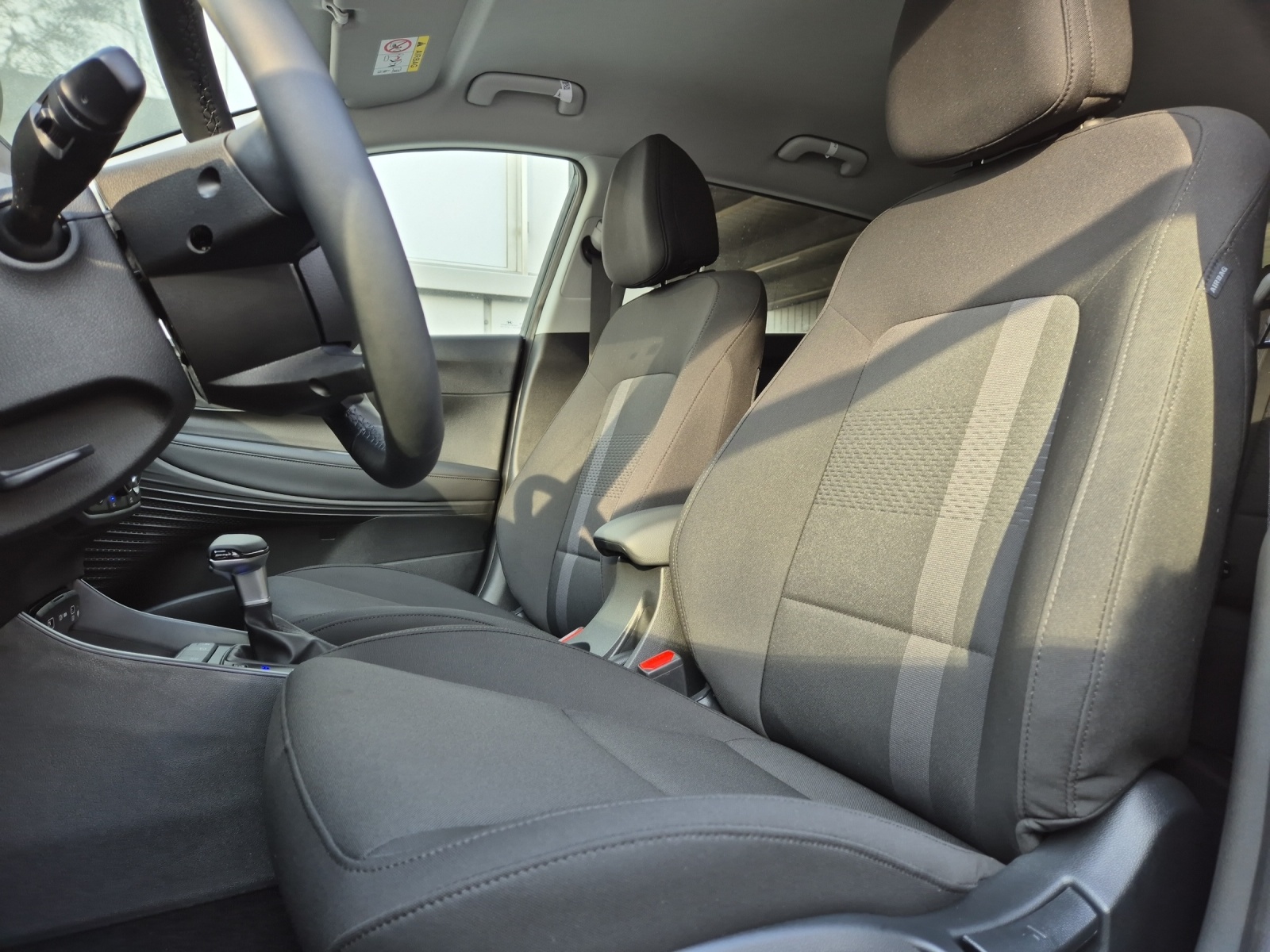 HYUNDAI i20 1.0 T-GDi Amplia-image-5