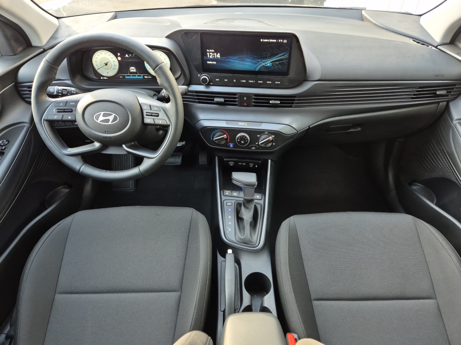 HYUNDAI i20 1.0 T-GDi Amplia-image-7
