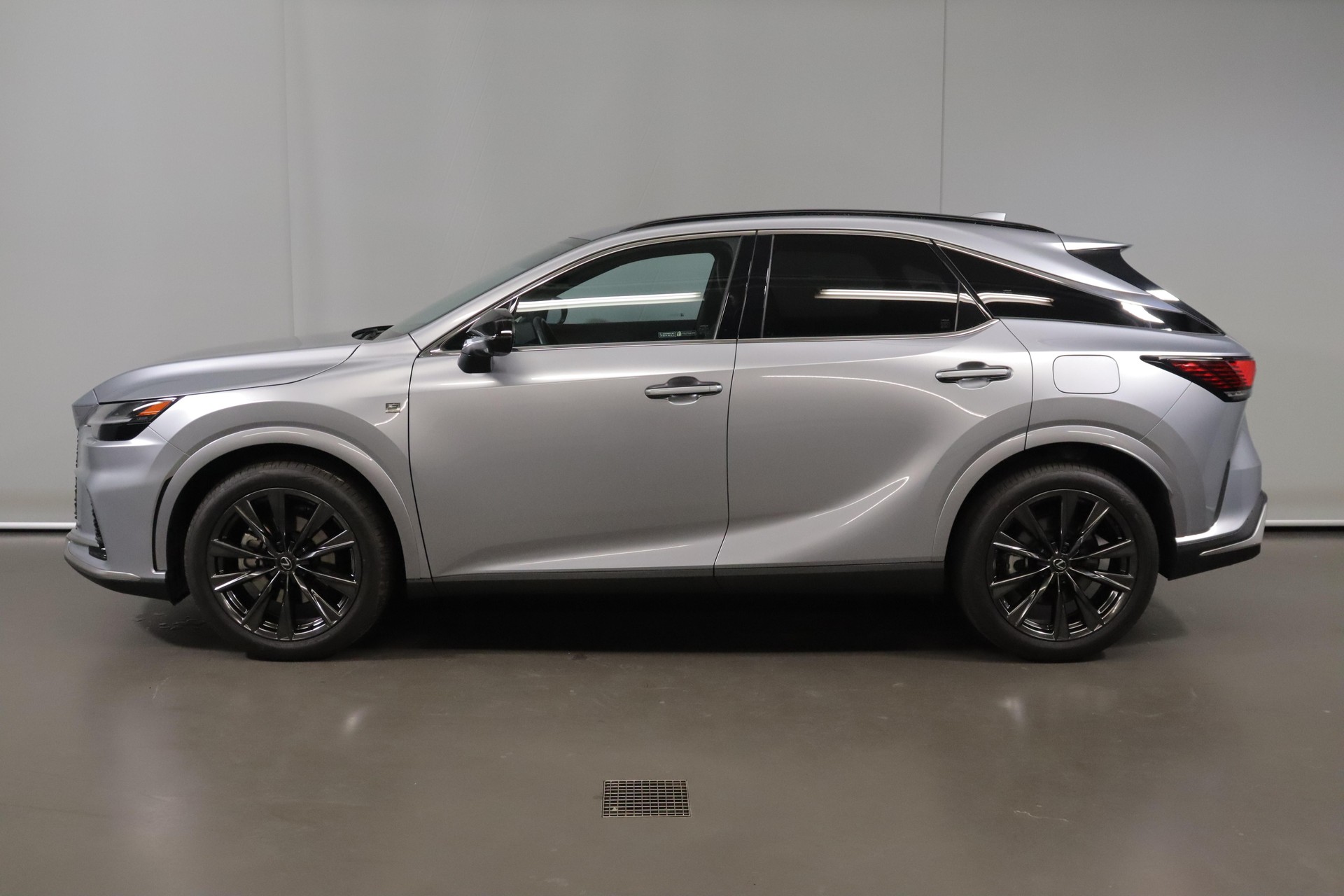 LEXUS RX 350h F-Line-image-4