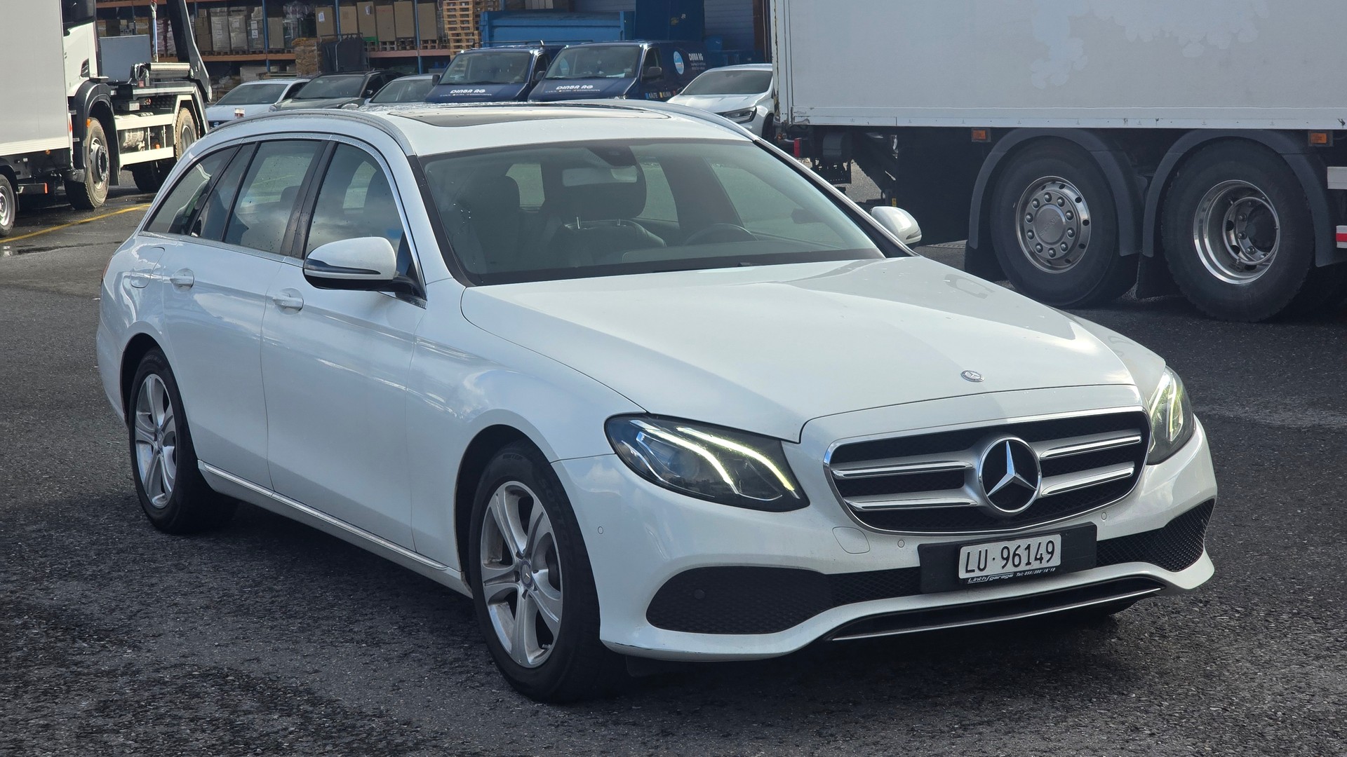 MERCEDES-BENZ E 220 d Avantgarde 9G-Tronic