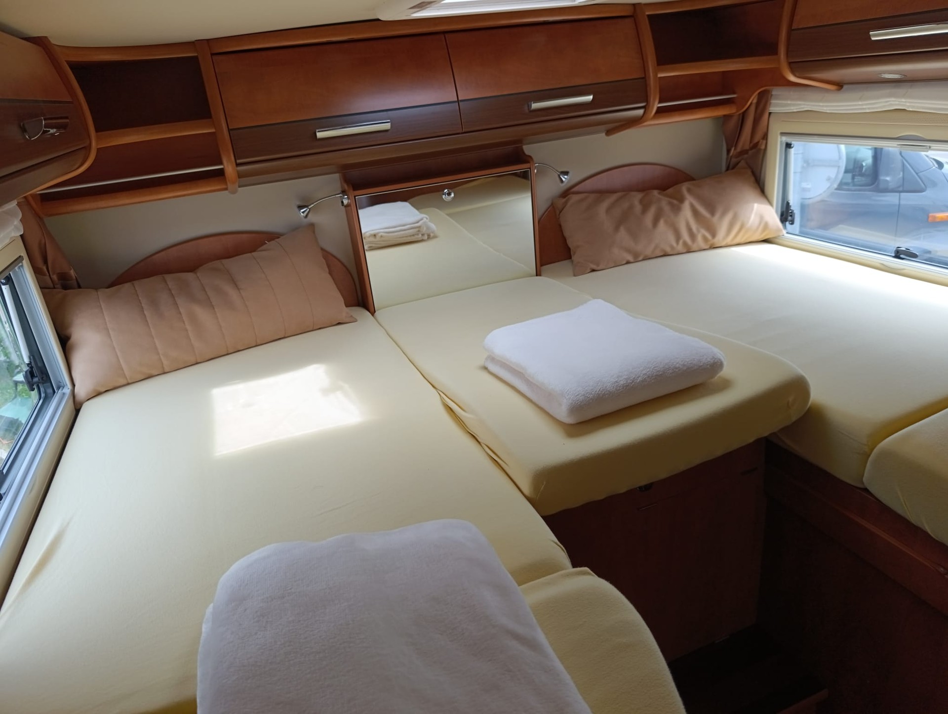 CARTHAGO C- Tourer I 143***Erstklassige Qualität, Erstklassige Sicht & Aerodynamik***Automat*Raumklima*Solar*AHK 2000Kg*Alu Tankflaschen*-image-13