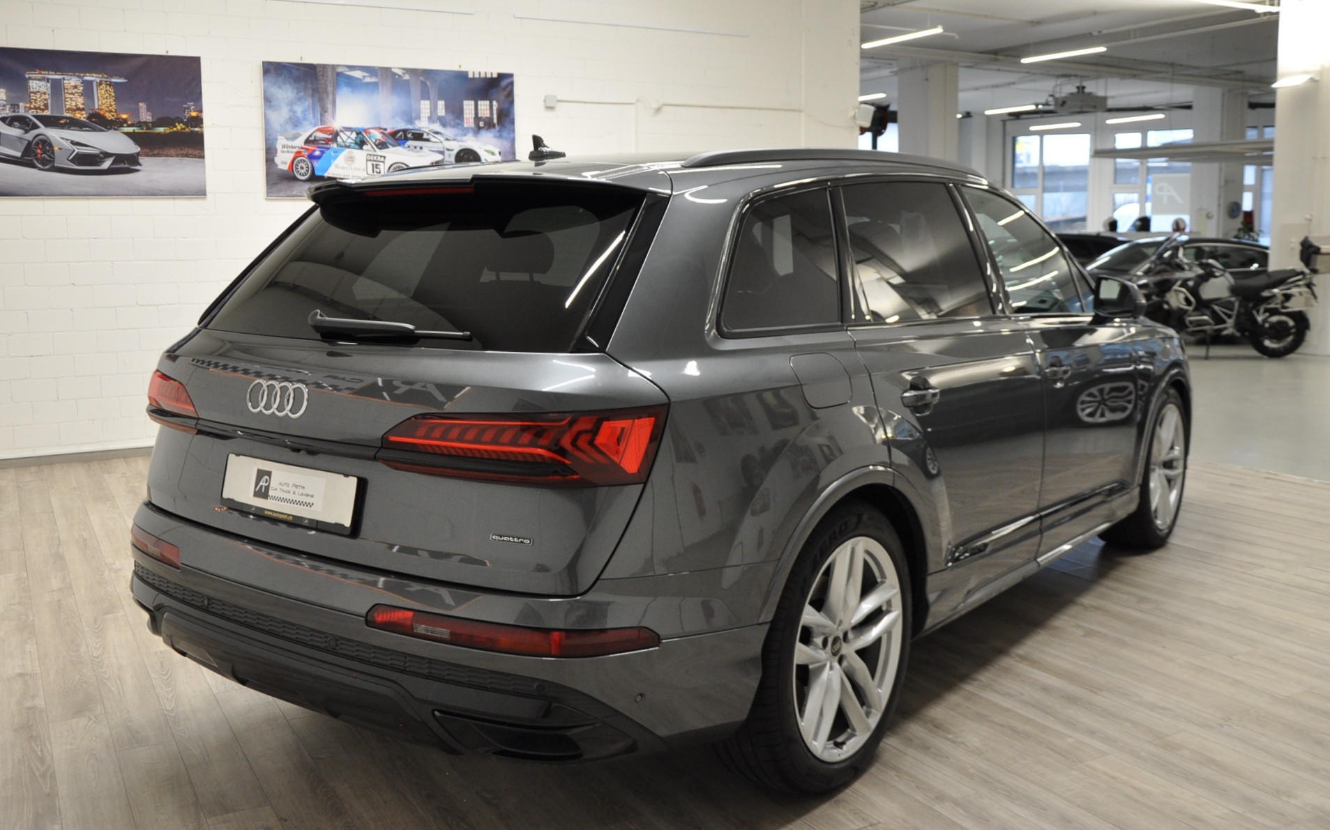 AUDI Q7 50 TDI quattro S Line tiptronic-image-4
