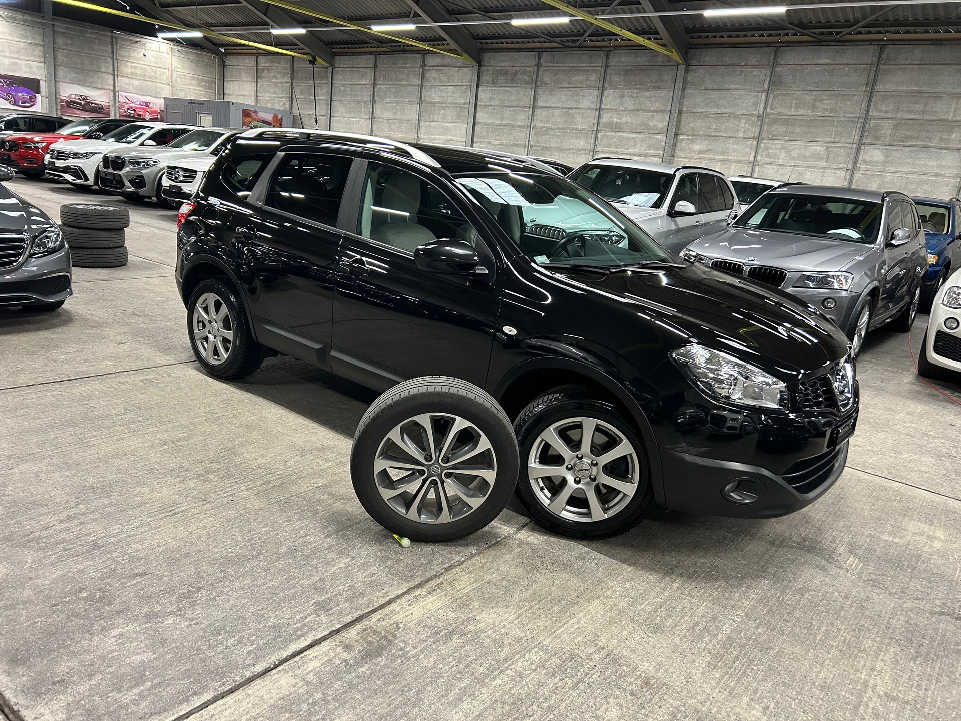 NISSAN Qashqai +2 2.0 4WD tekna-image-0