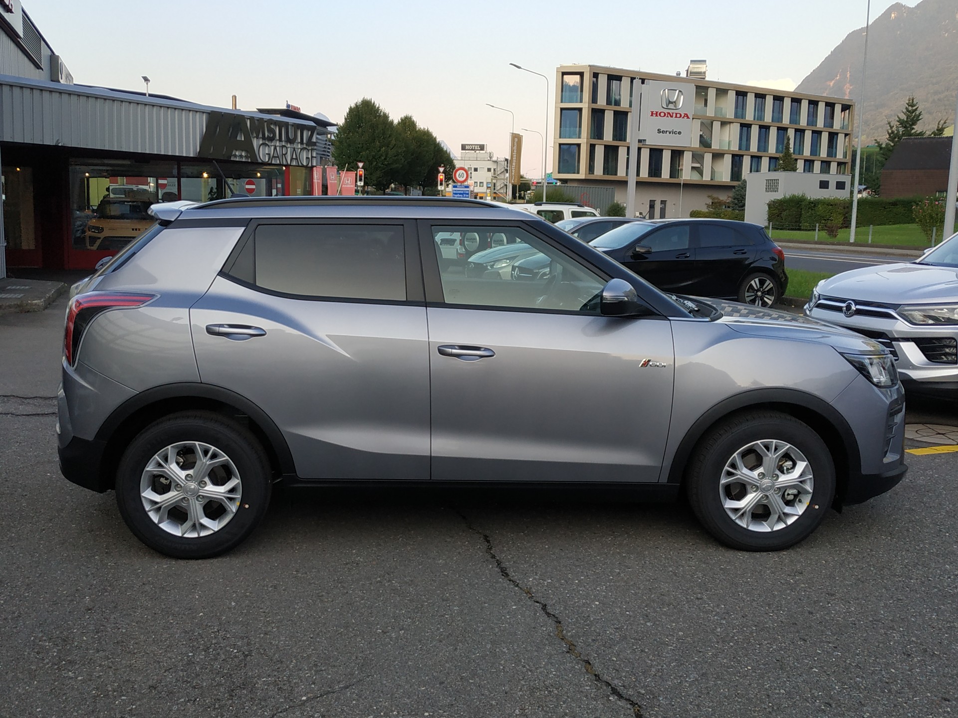 KGM-SsangYong Tivoli 1.5 T GDI Steel 4WD Automat-image-4