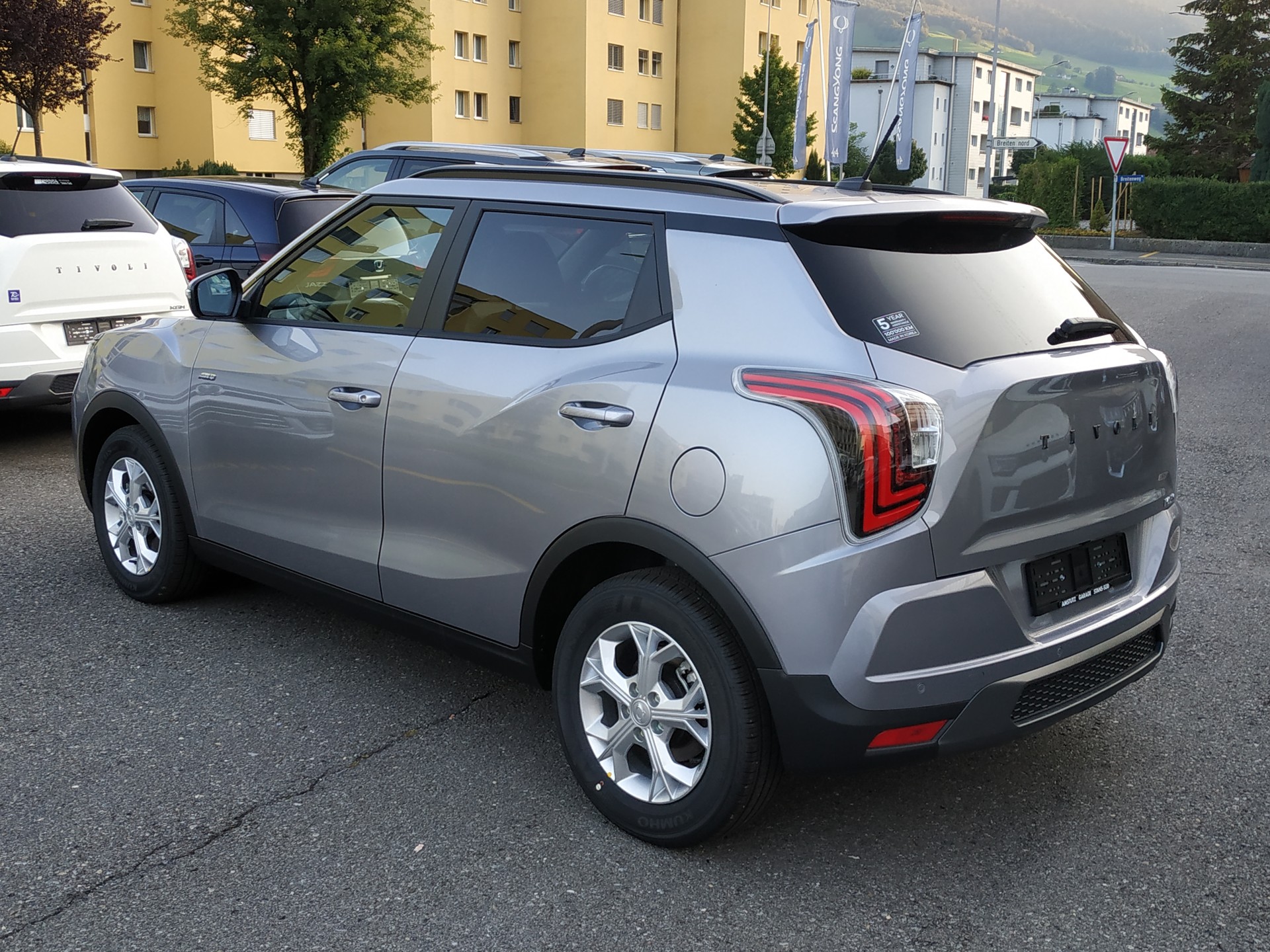 KGM-SsangYong Tivoli 1.5 T GDI Steel 4WD Automat-image-3