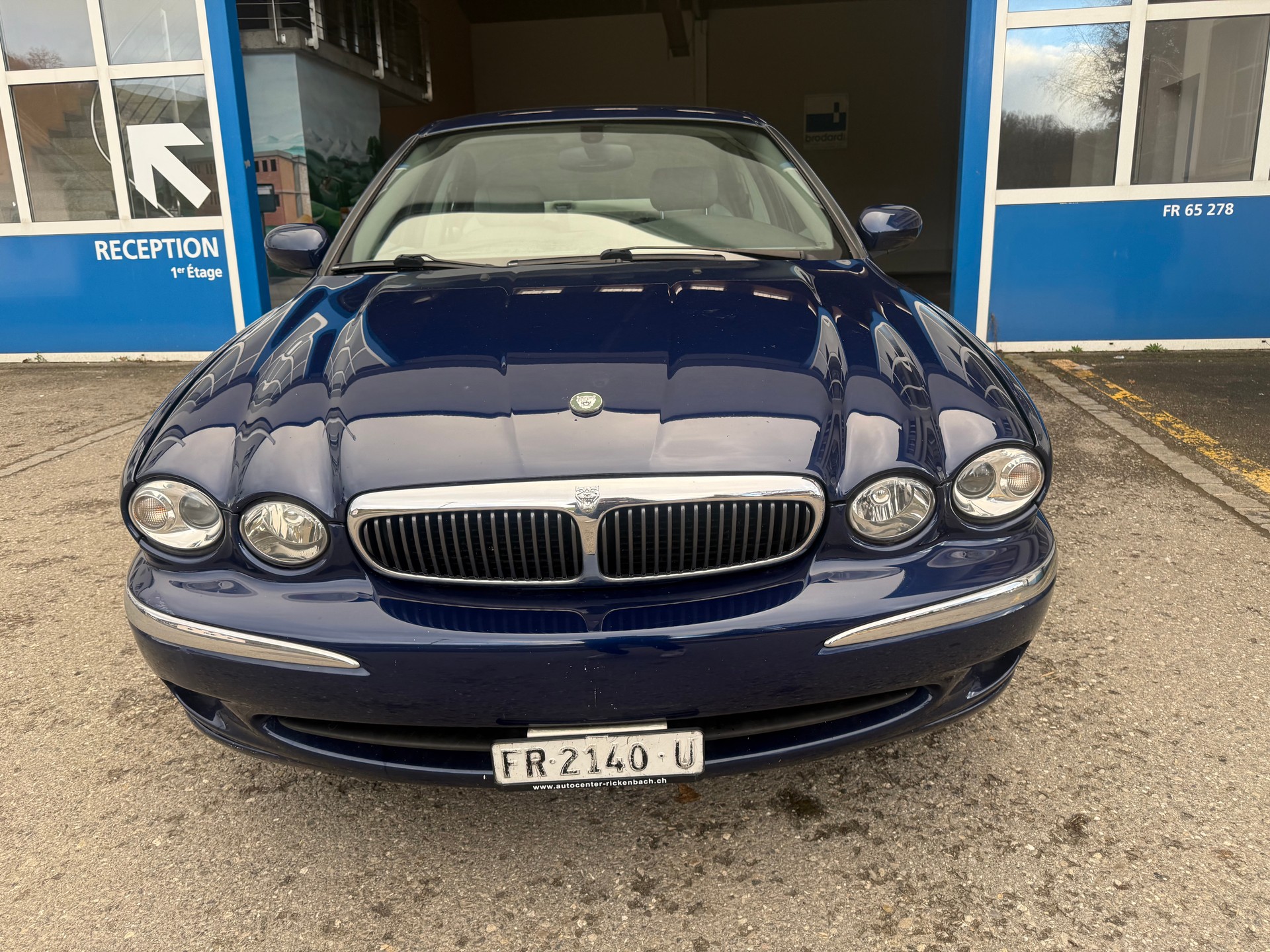 JAGUAR X-Type 2.5 V6 Traction4 Privilege-image-1