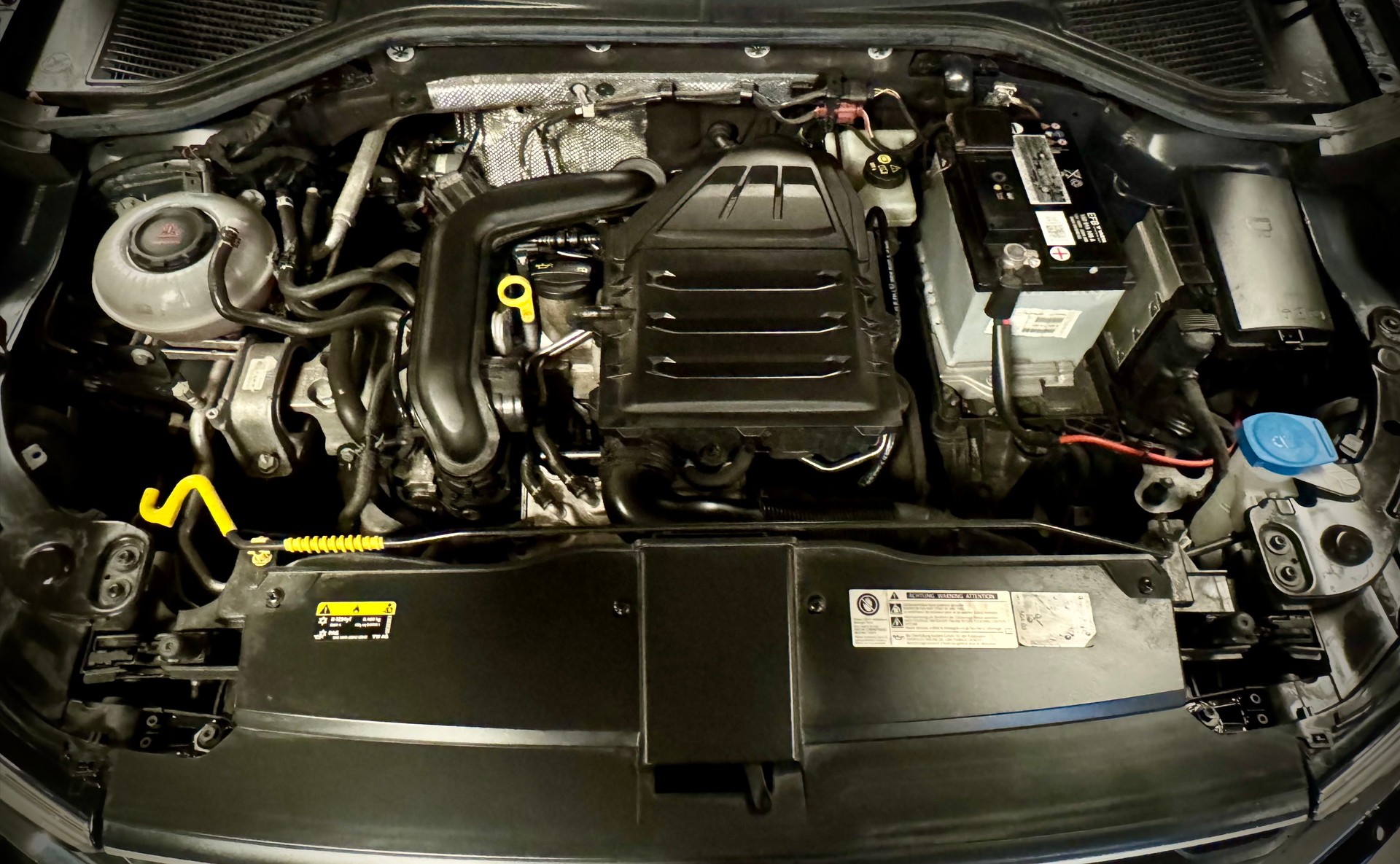 VW T-Roc 1.0 TSI Advance-image-28